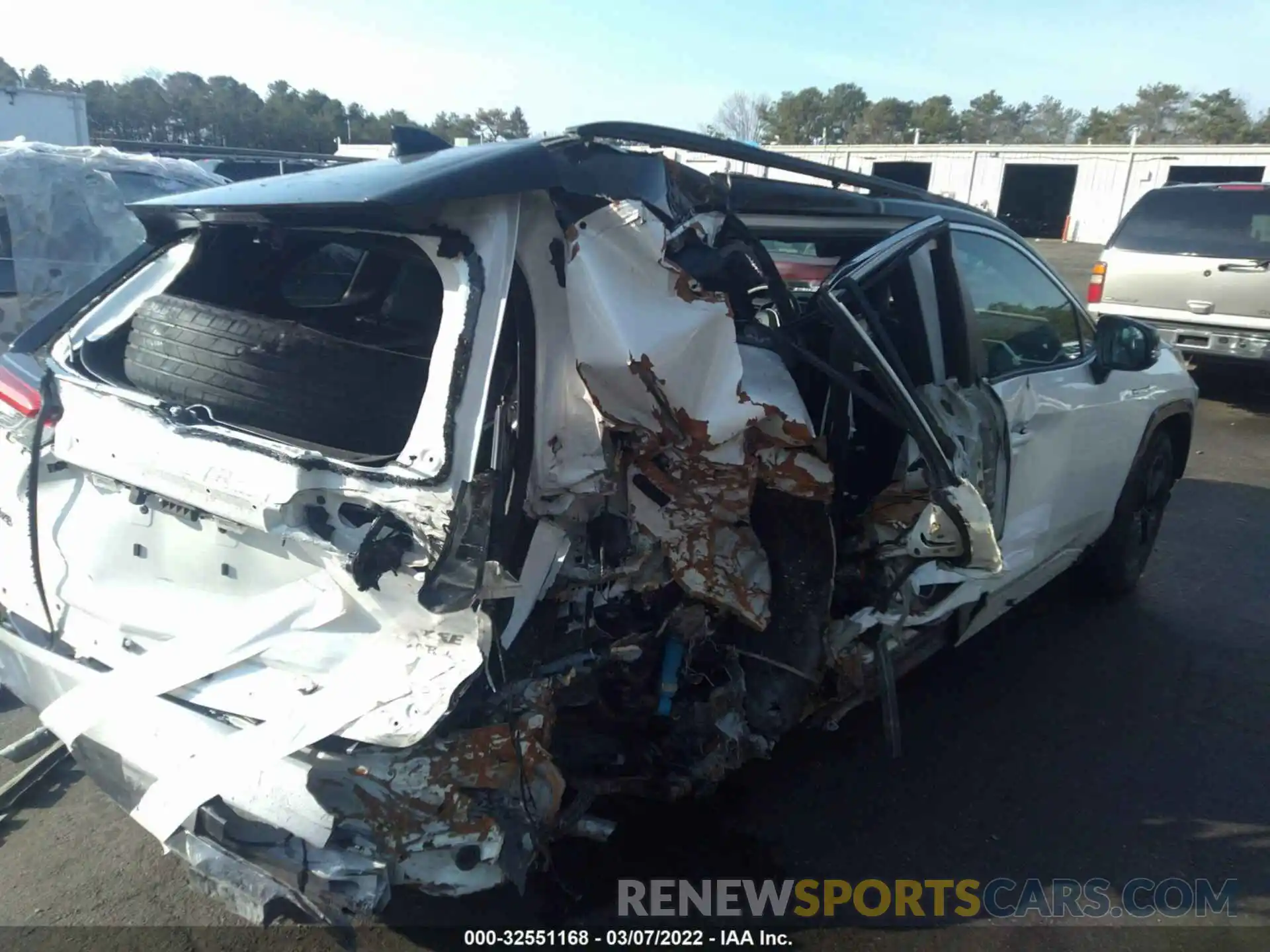 6 Photograph of a damaged car 4T3E6RFV1MU035238 TOYOTA RAV4 2021