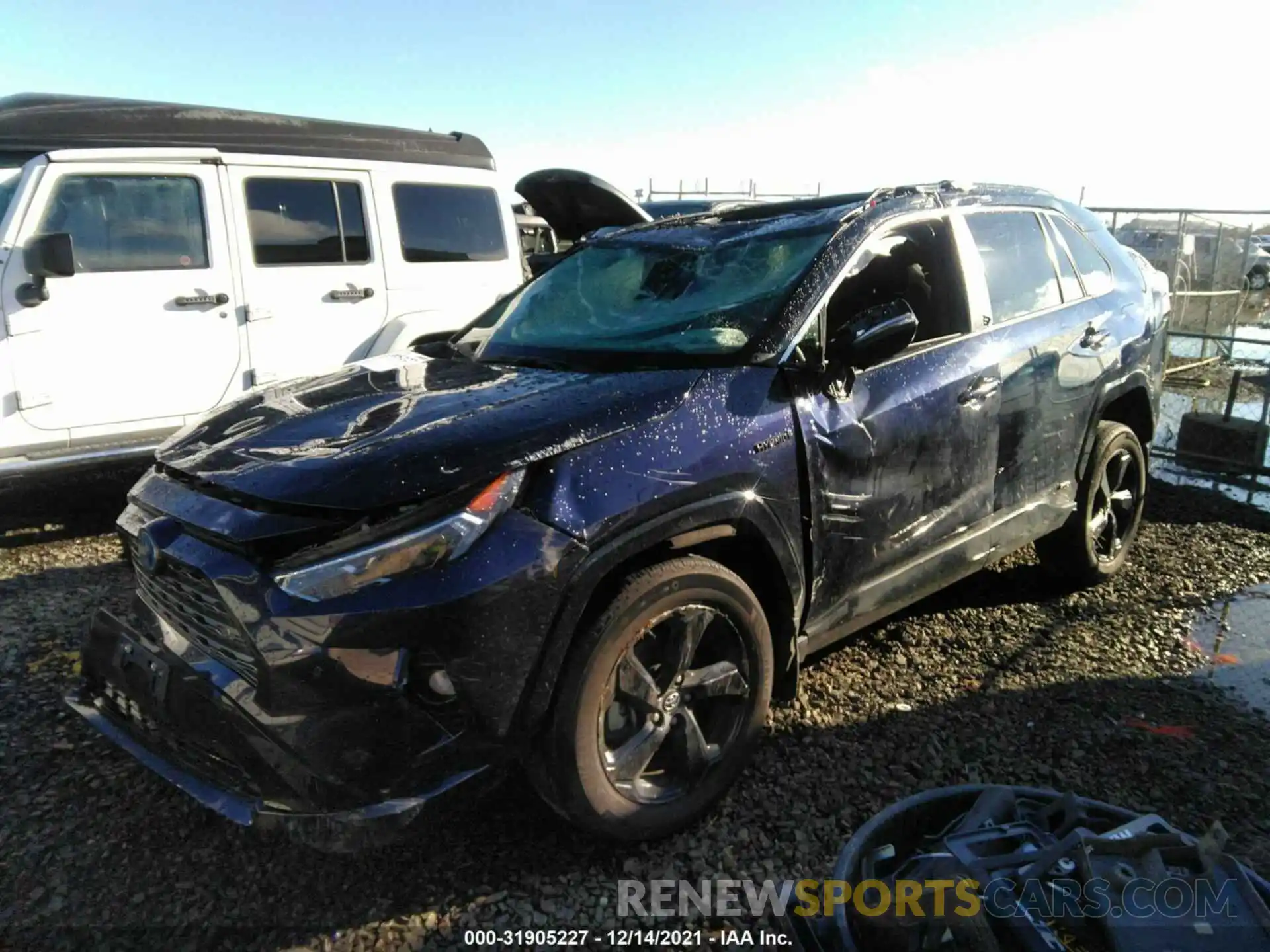 2 Photograph of a damaged car 4T3E6RFV2MU008923 TOYOTA RAV4 2021