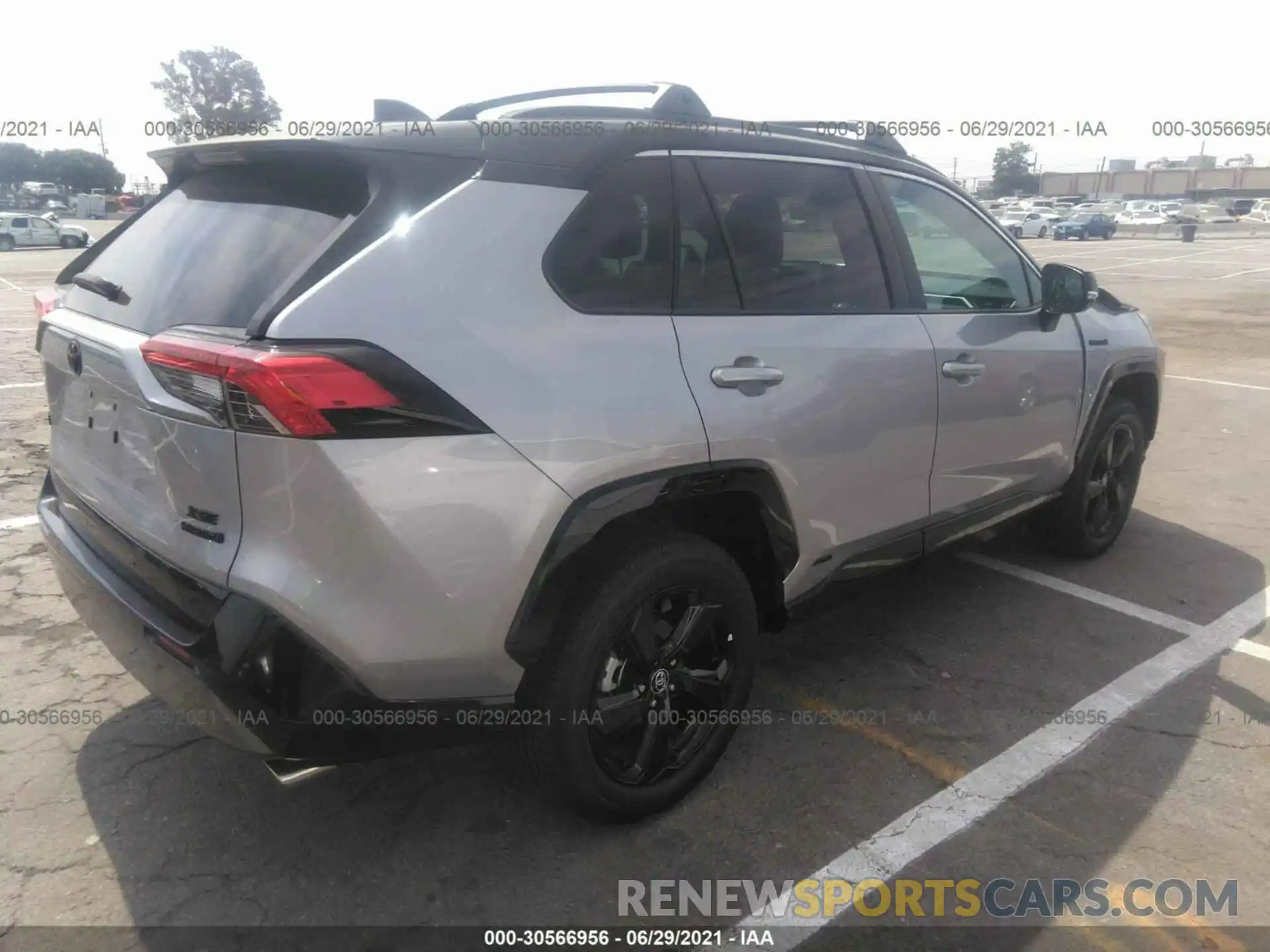 4 Photograph of a damaged car 4T3E6RFV2MU022787 TOYOTA RAV4 2021