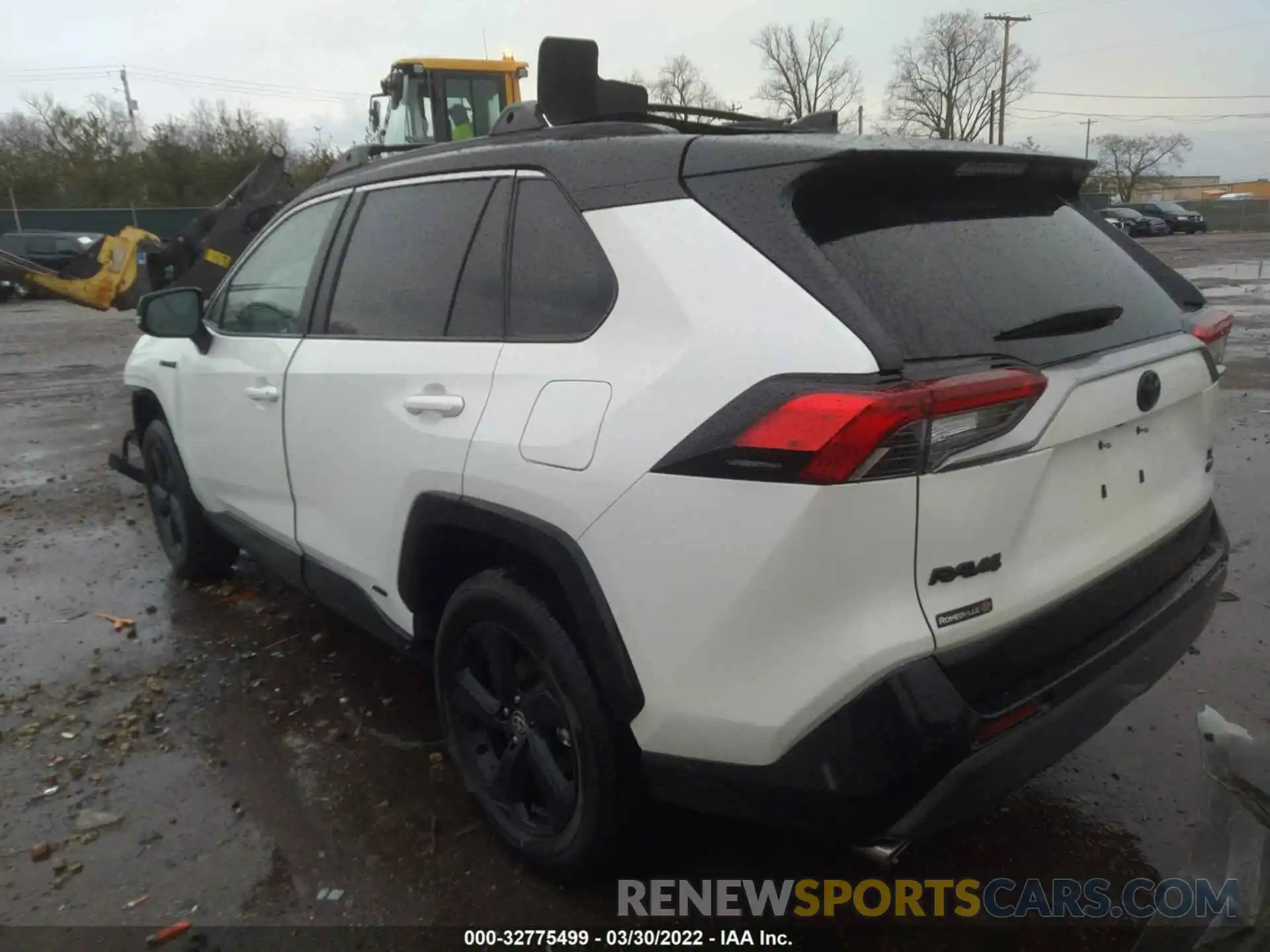 3 Photograph of a damaged car 4T3E6RFV2MU048807 TOYOTA RAV4 2021