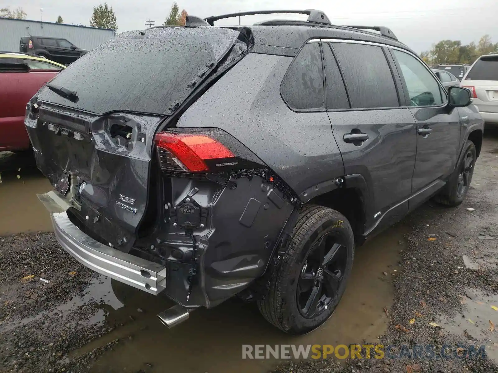 4 Photograph of a damaged car 4T3E6RFV3MU033720 TOYOTA RAV4 2021