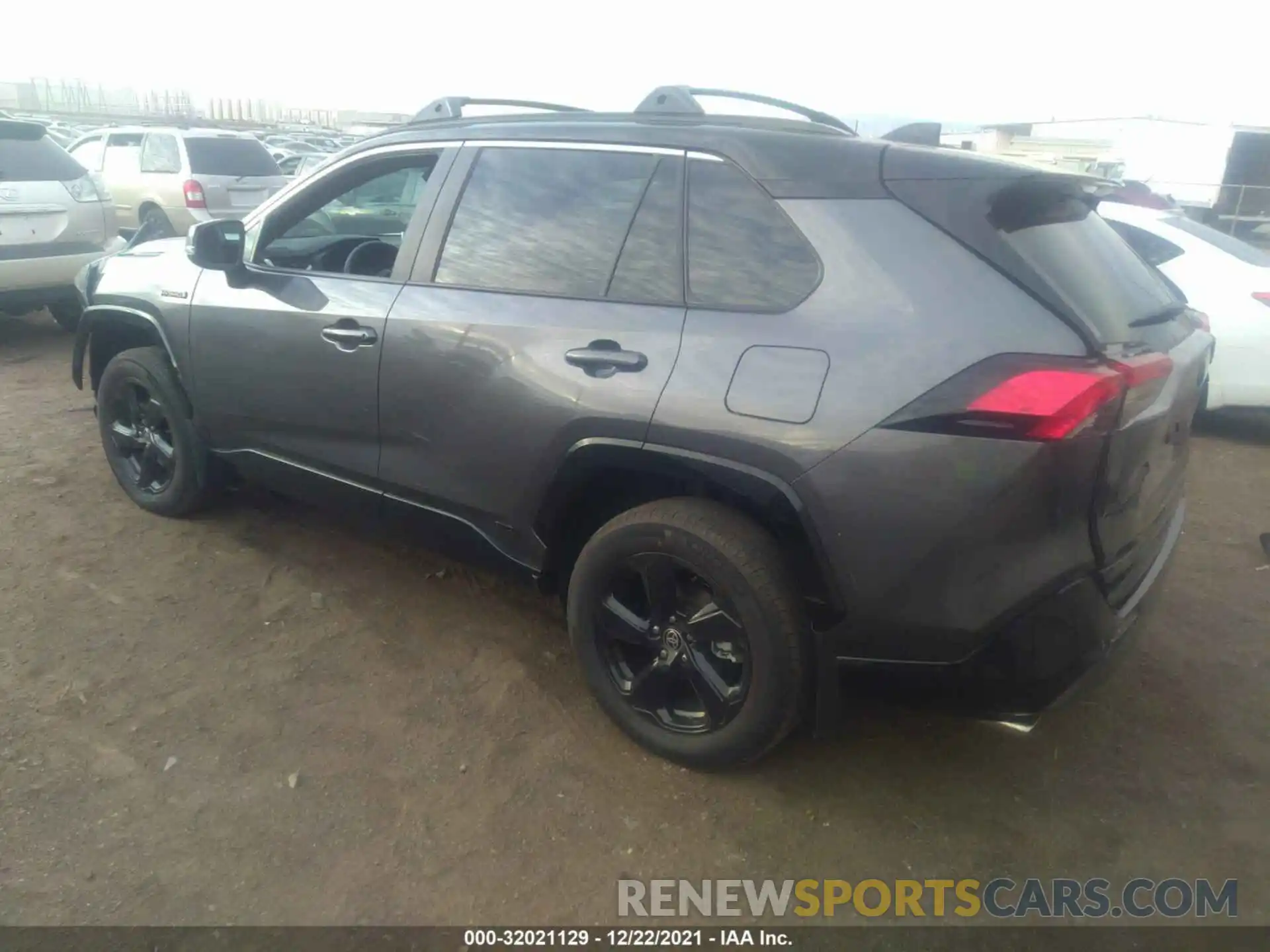 3 Photograph of a damaged car 4T3E6RFV3MU056205 TOYOTA RAV4 2021