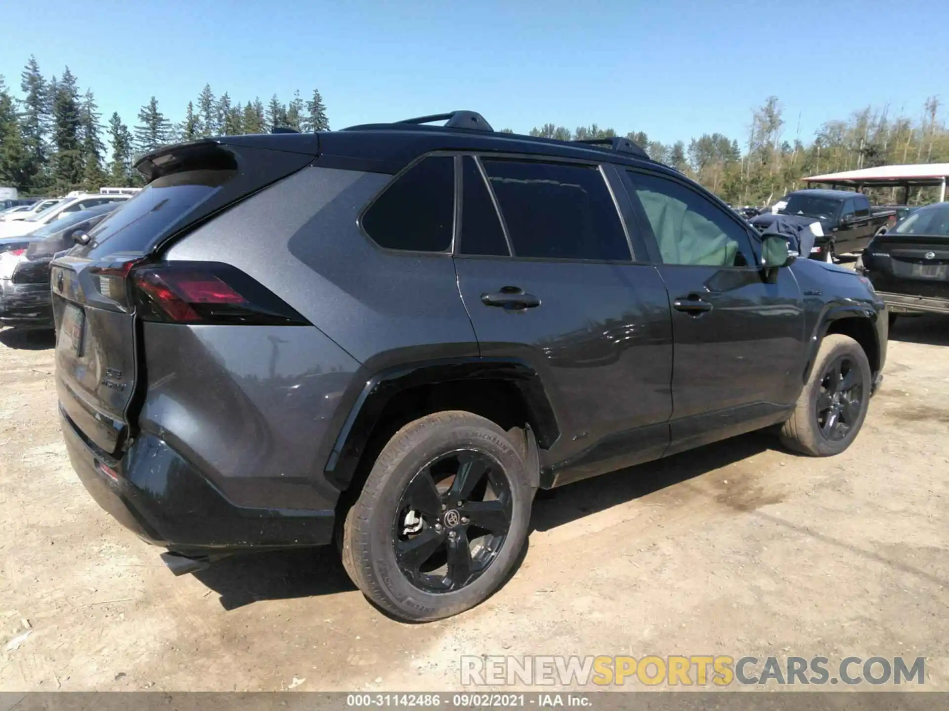 4 Photograph of a damaged car 4T3E6RFV4MU032091 TOYOTA RAV4 2021