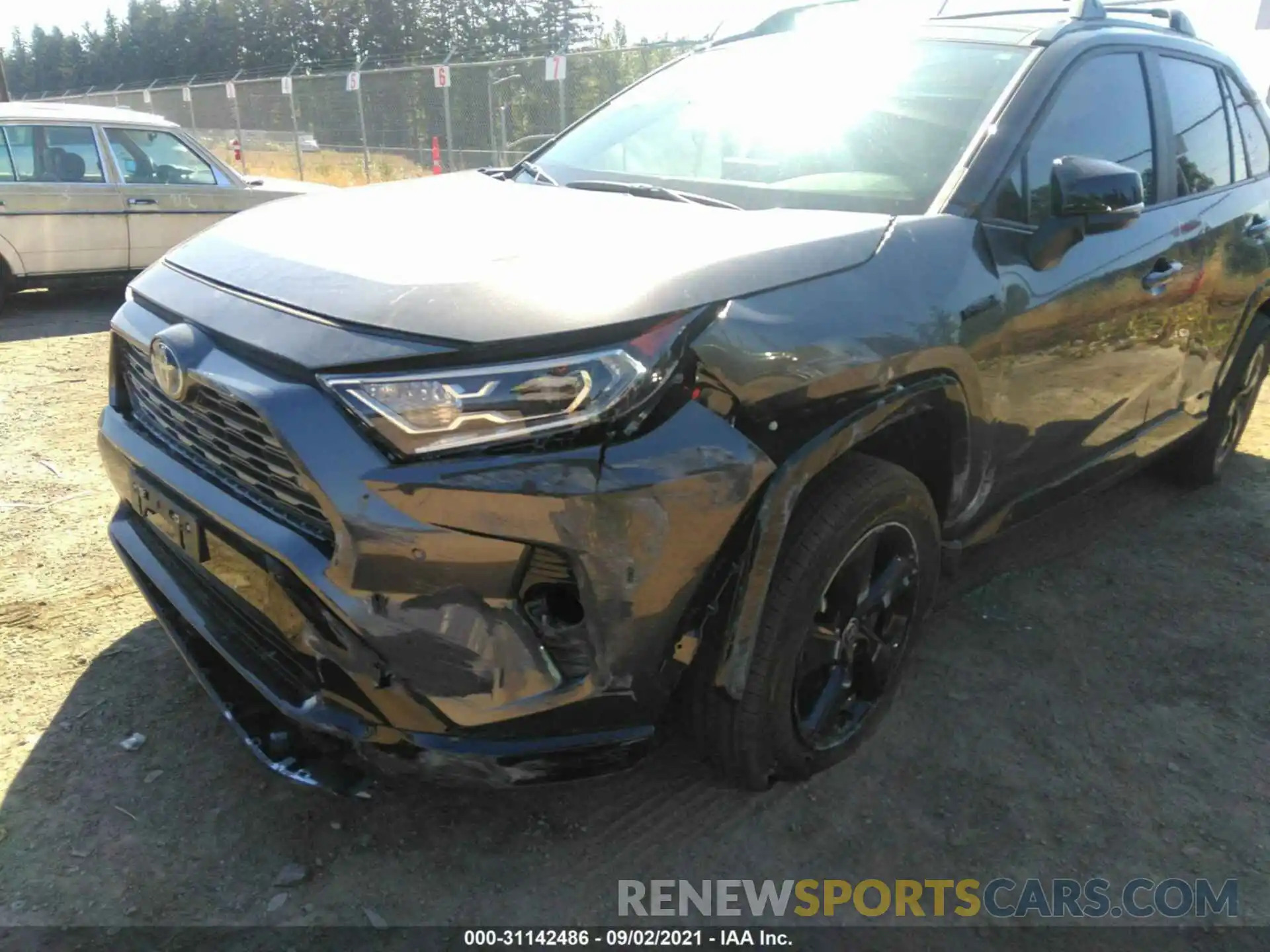 6 Photograph of a damaged car 4T3E6RFV4MU032091 TOYOTA RAV4 2021