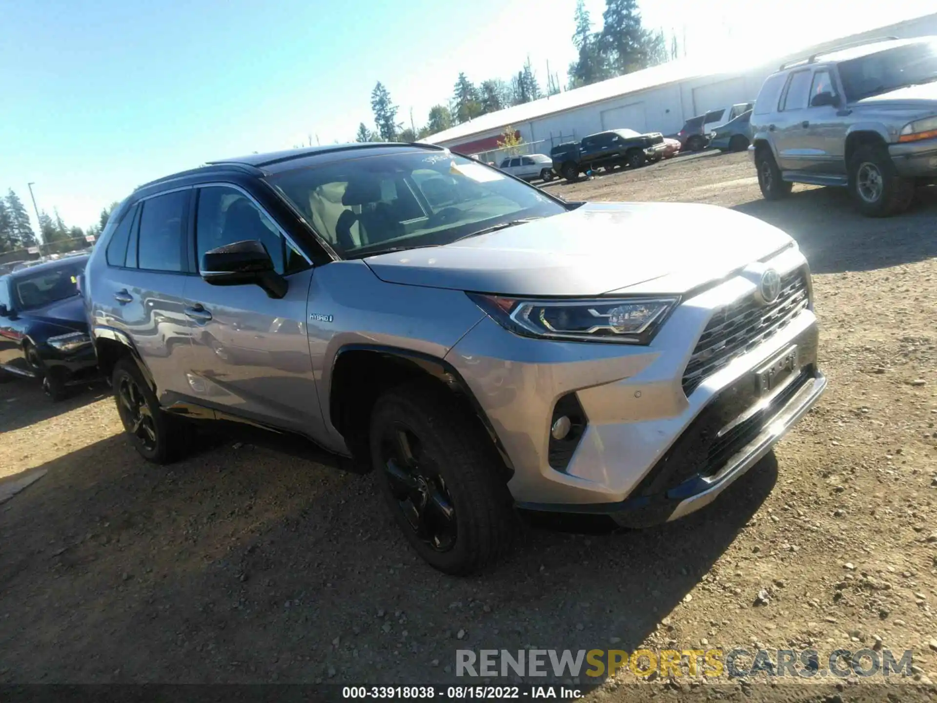 1 Photograph of a damaged car 4T3E6RFV4MU055810 TOYOTA RAV4 2021