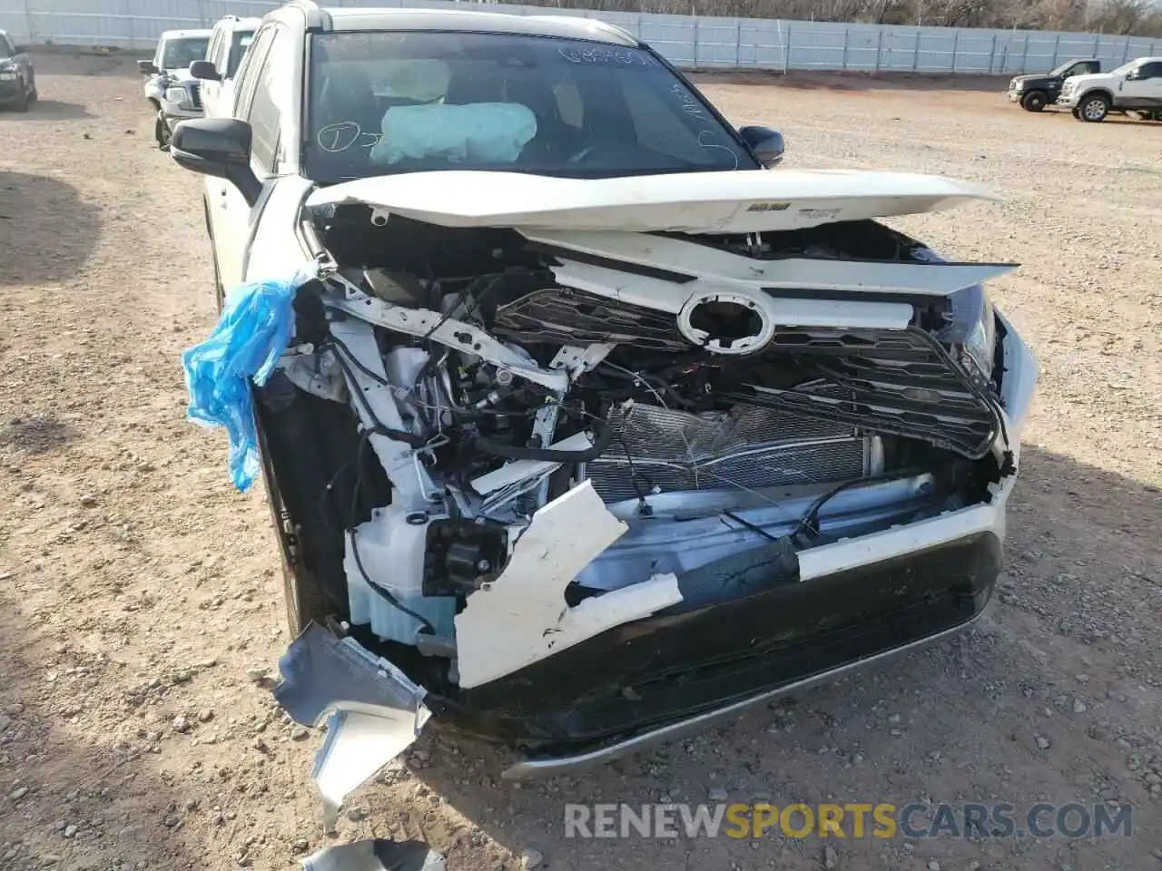 9 Photograph of a damaged car 4T3E6RFV5MU033167 TOYOTA RAV4 2021