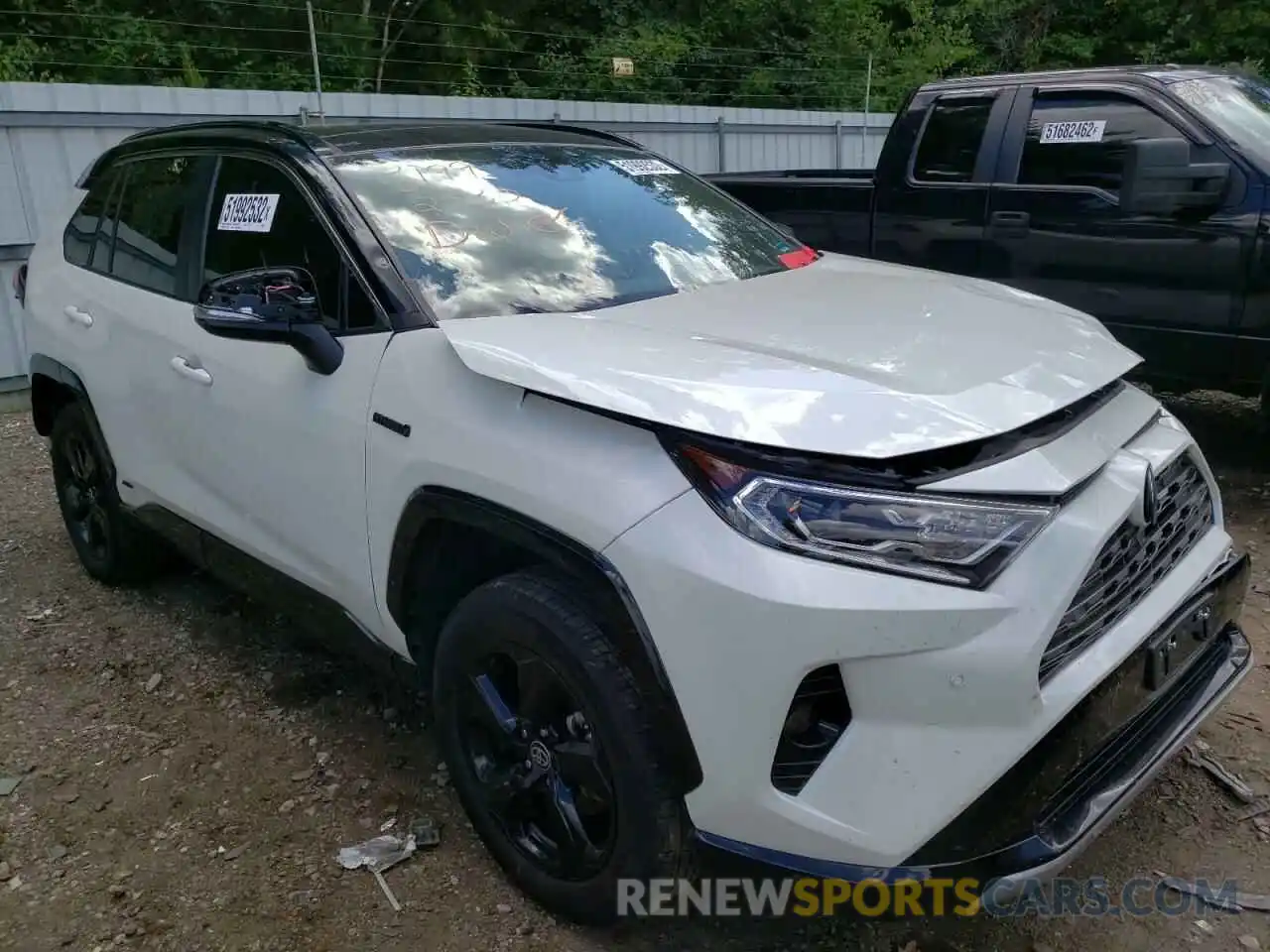 1 Photograph of a damaged car 4T3E6RFV5MU057307 TOYOTA RAV4 2021