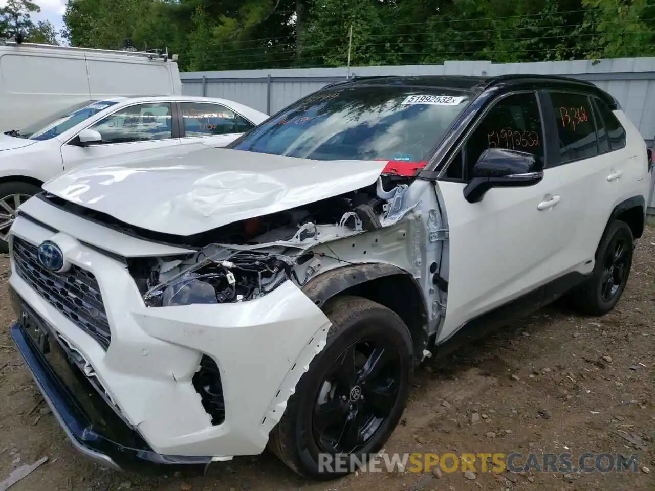 2 Photograph of a damaged car 4T3E6RFV5MU057307 TOYOTA RAV4 2021