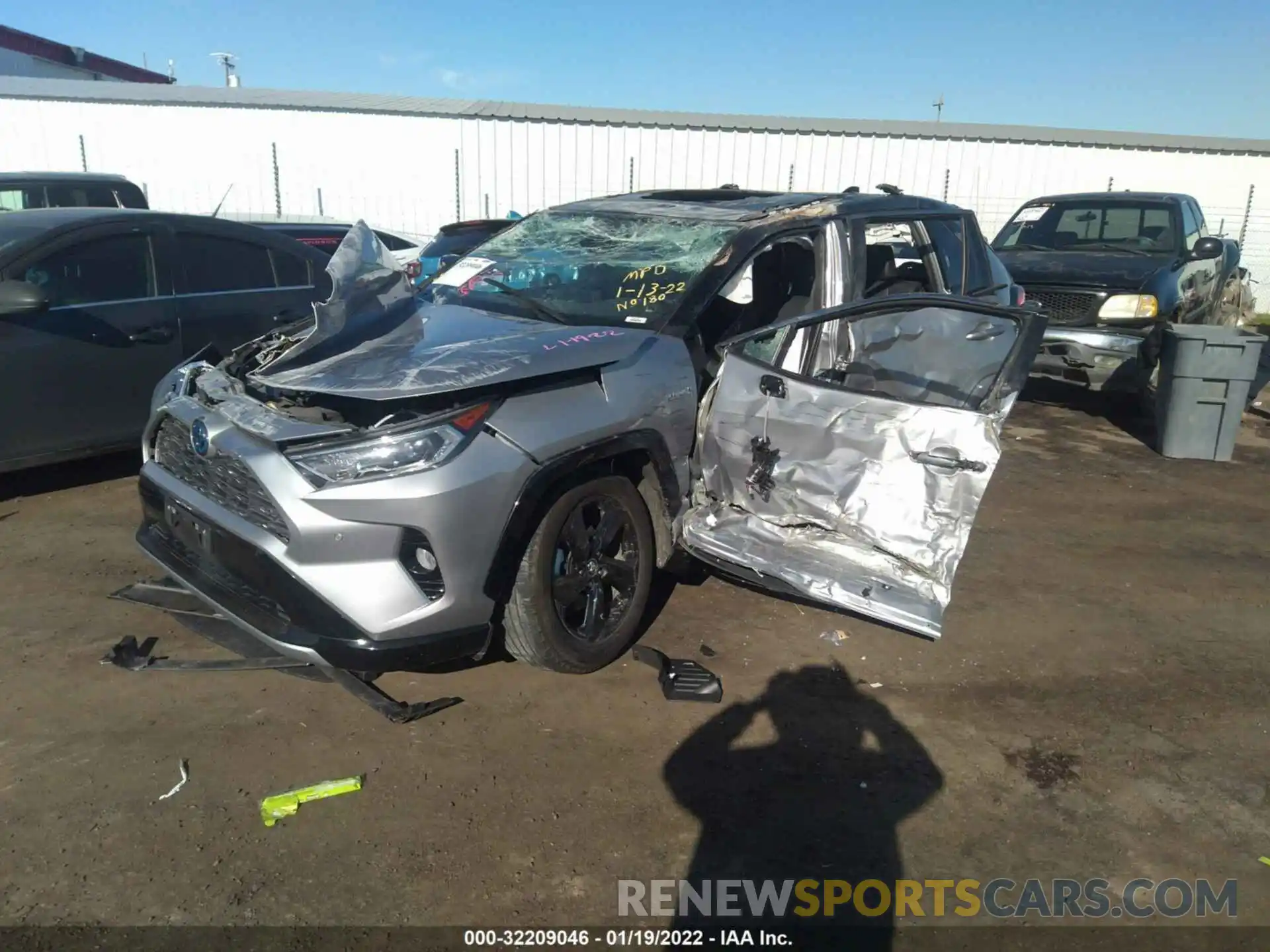 2 Photograph of a damaged car 4T3E6RFV6MU010769 TOYOTA RAV4 2021