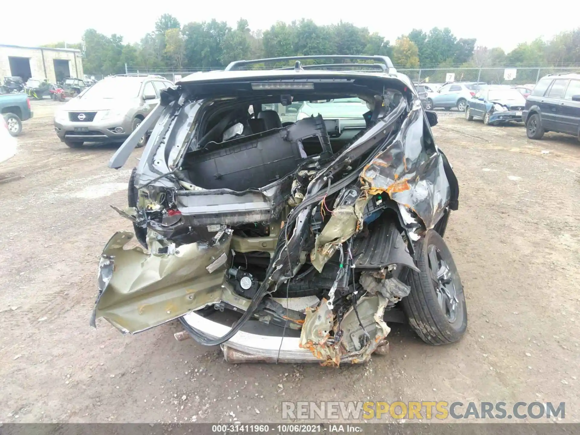 6 Photograph of a damaged car 4T3E6RFV7MU014216 TOYOTA RAV4 2021