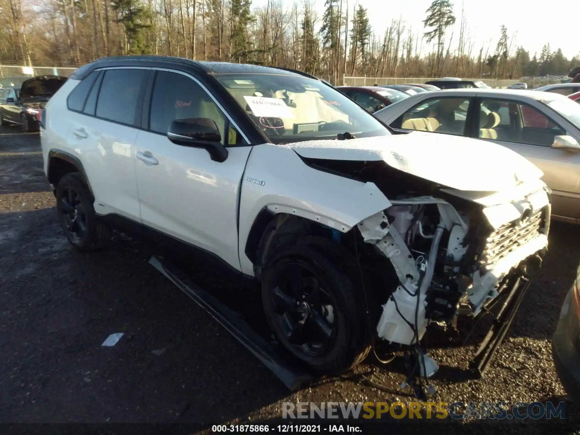 1 Photograph of a damaged car 4T3E6RFV7MU032537 TOYOTA RAV4 2021