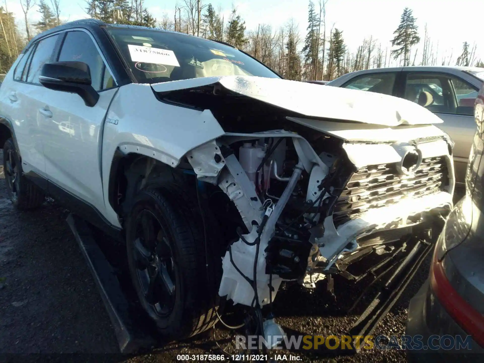 6 Photograph of a damaged car 4T3E6RFV7MU032537 TOYOTA RAV4 2021