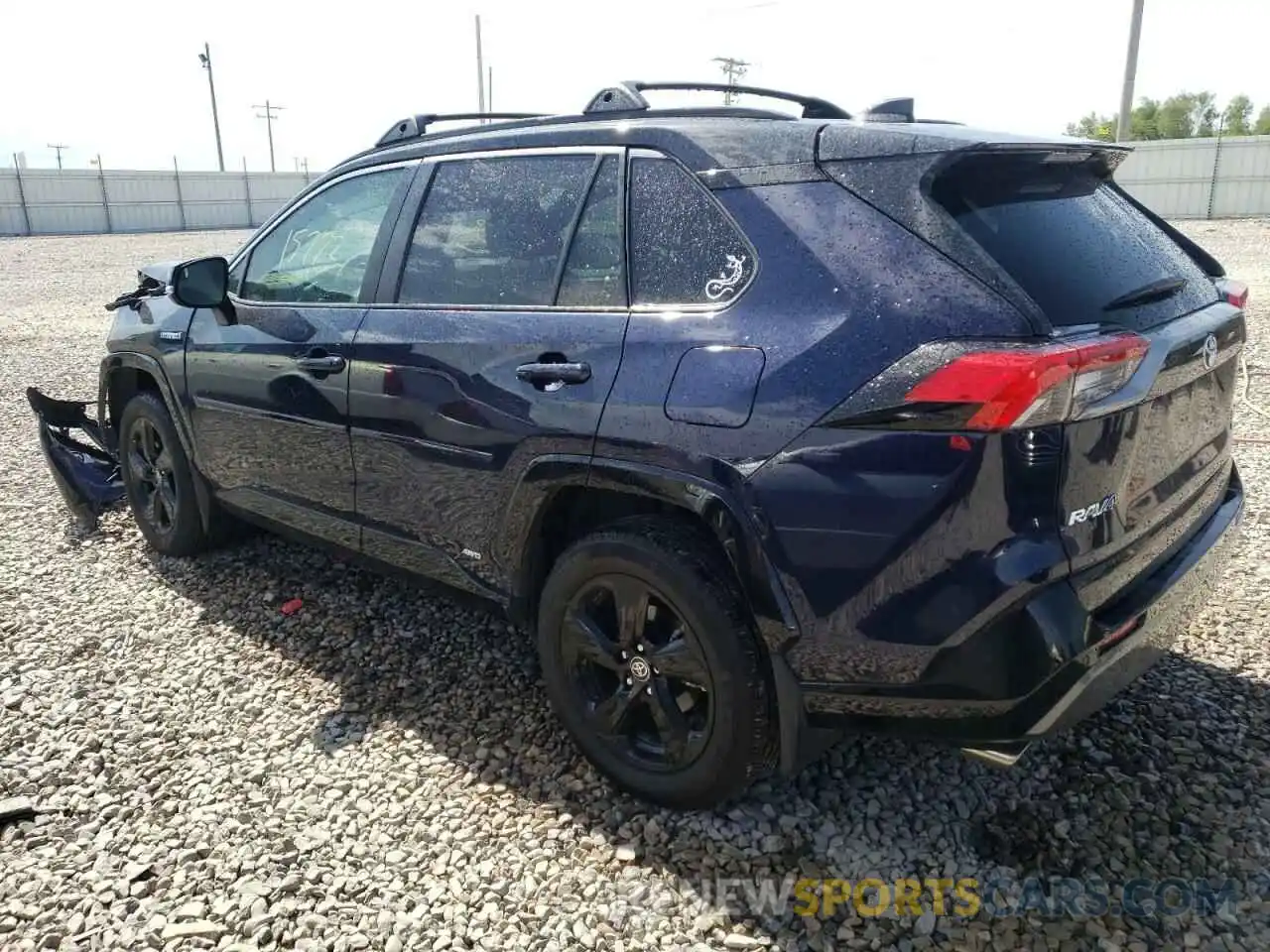 3 Photograph of a damaged car 4T3E6RFV7MU039083 TOYOTA RAV4 2021