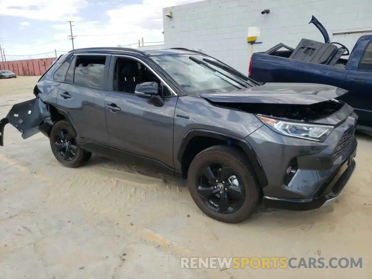 1 Photograph of a damaged car 4T3E6RFV7MU055638 TOYOTA RAV4 2021