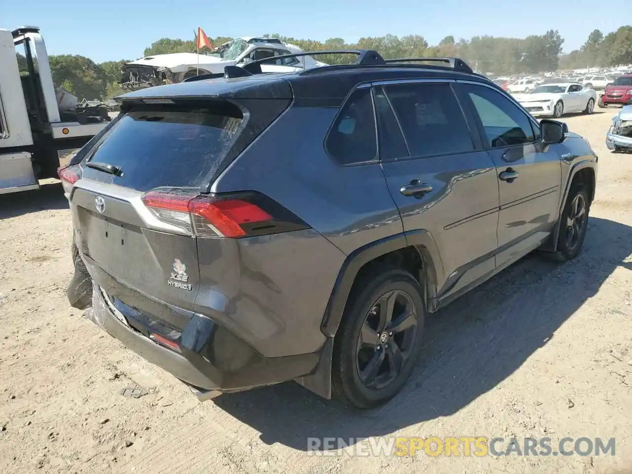 4 Photograph of a damaged car 4T3E6RFV8MU041098 TOYOTA RAV4 2021