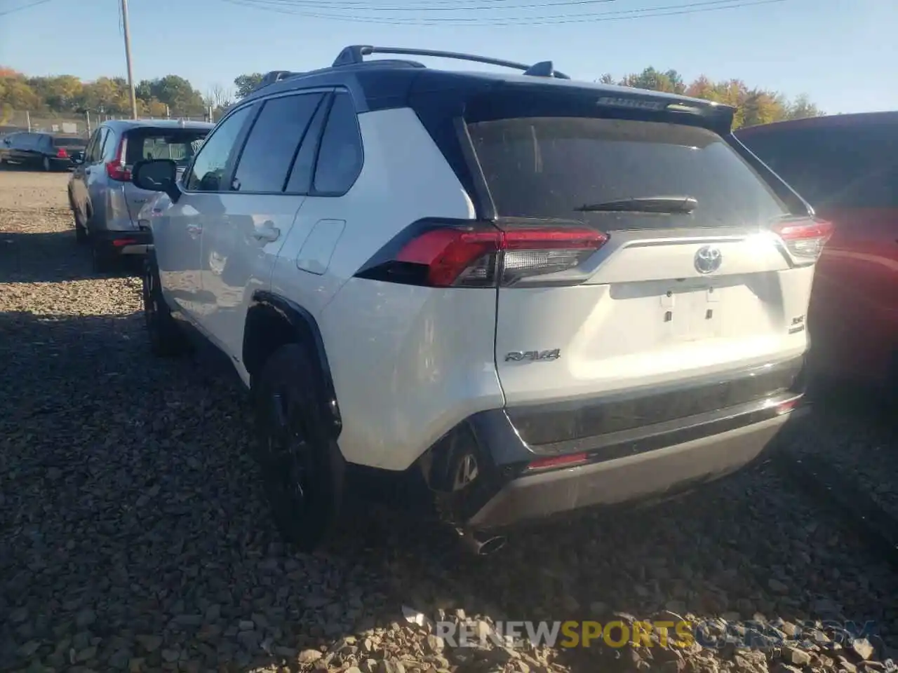 3 Photograph of a damaged car 4T3E6RFV8MU061447 TOYOTA RAV4 2021