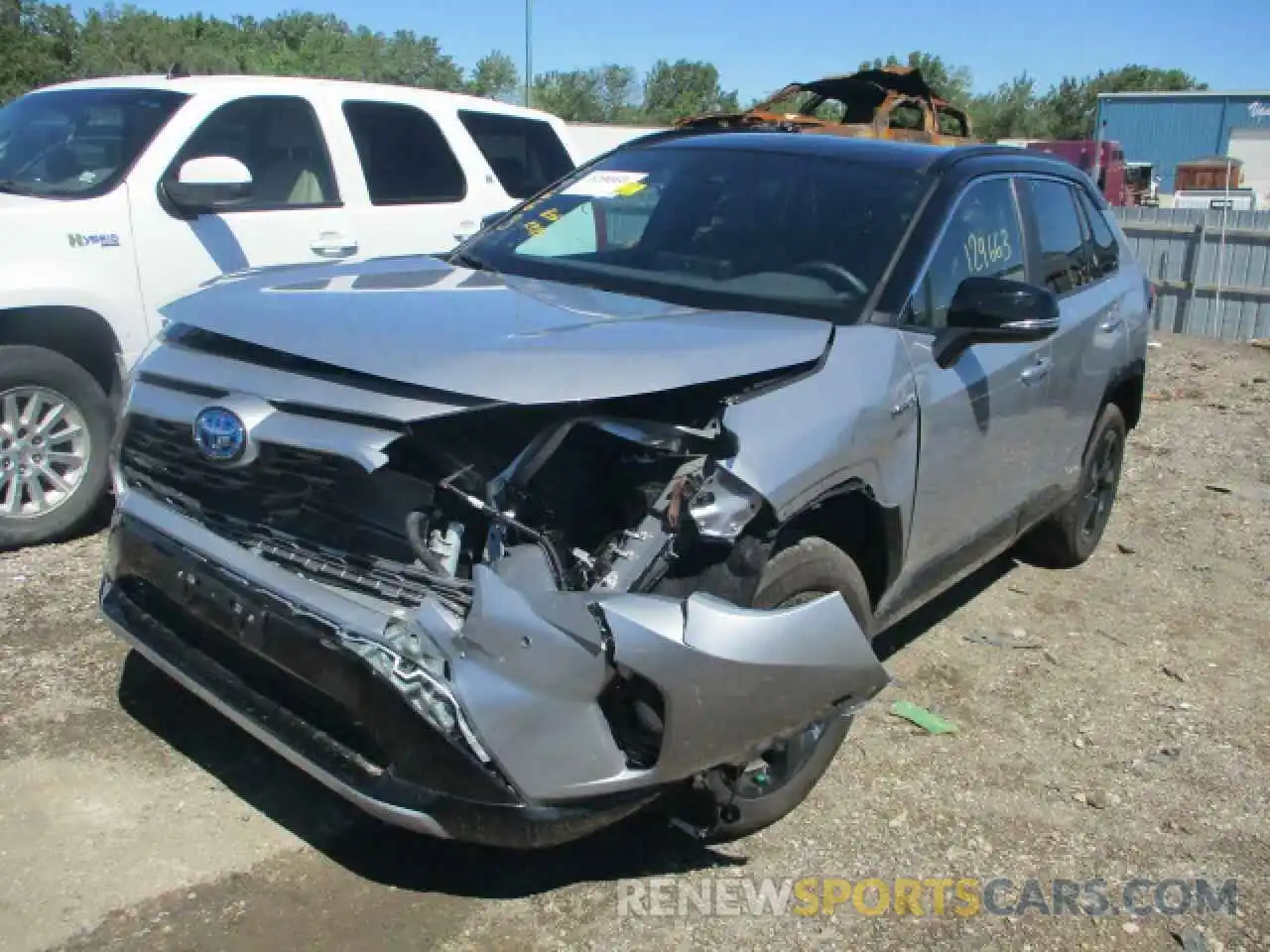 2 Photograph of a damaged car 4T3E6RFV9MU032815 TOYOTA RAV4 2021