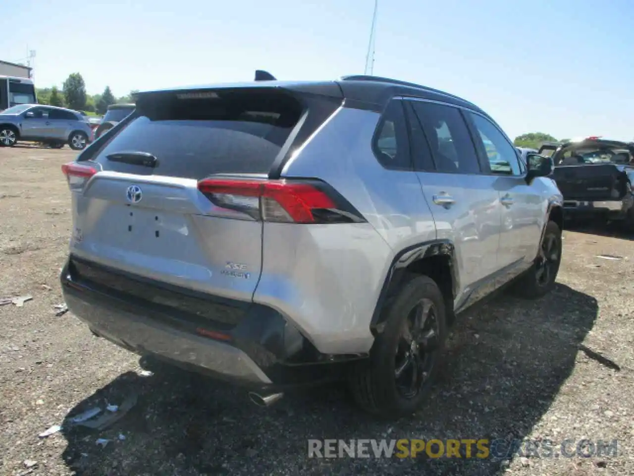 4 Photograph of a damaged car 4T3E6RFV9MU032815 TOYOTA RAV4 2021