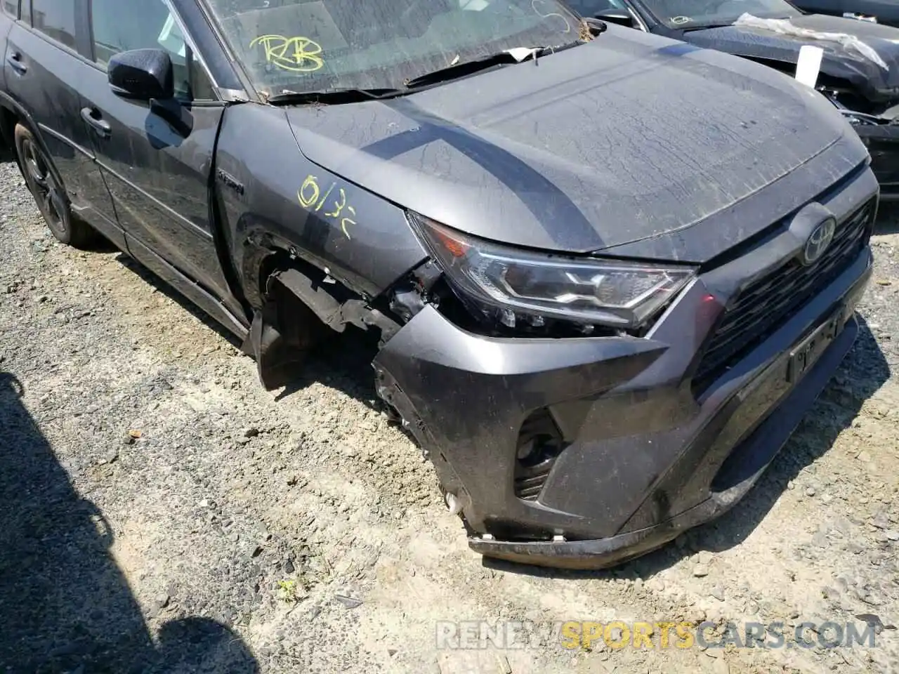 9 Photograph of a damaged car 4T3E6RFV9MU039196 TOYOTA RAV4 2021