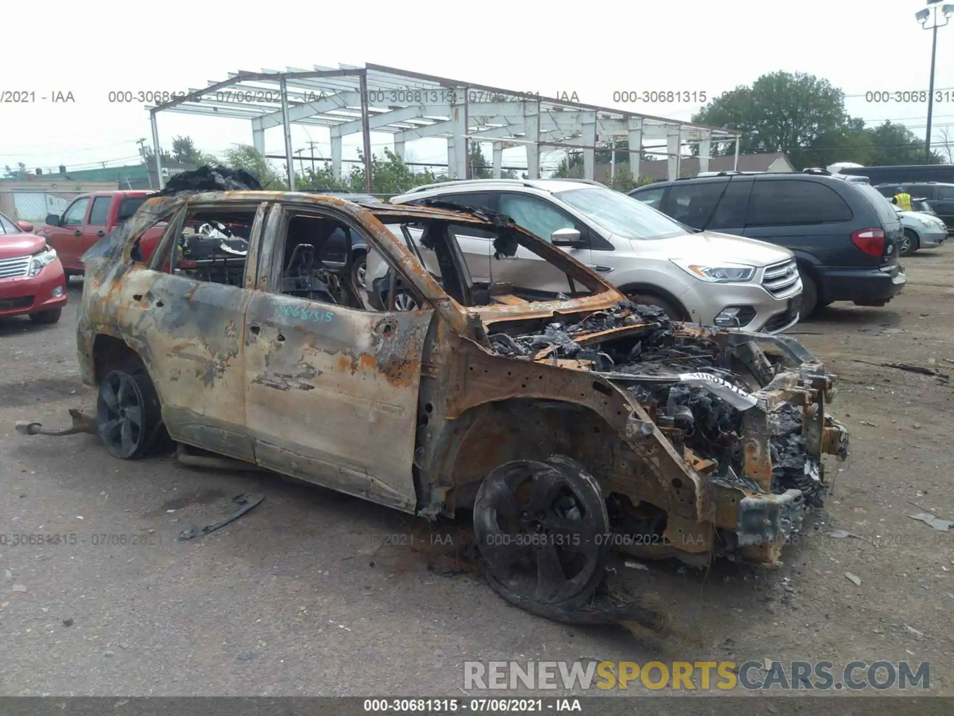 1 Photograph of a damaged car 4T3E6RFVXMU014131 TOYOTA RAV4 2021