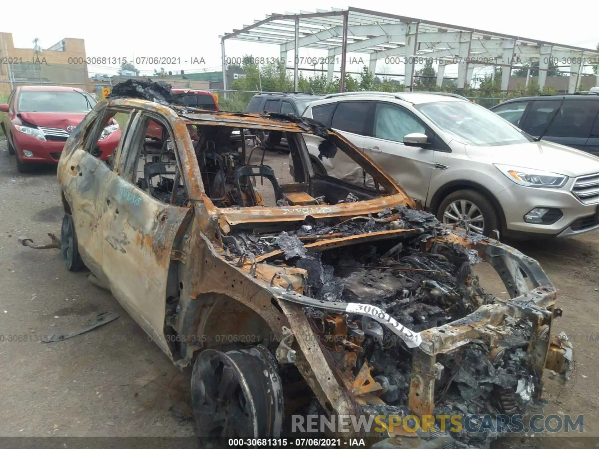 6 Photograph of a damaged car 4T3E6RFVXMU014131 TOYOTA RAV4 2021