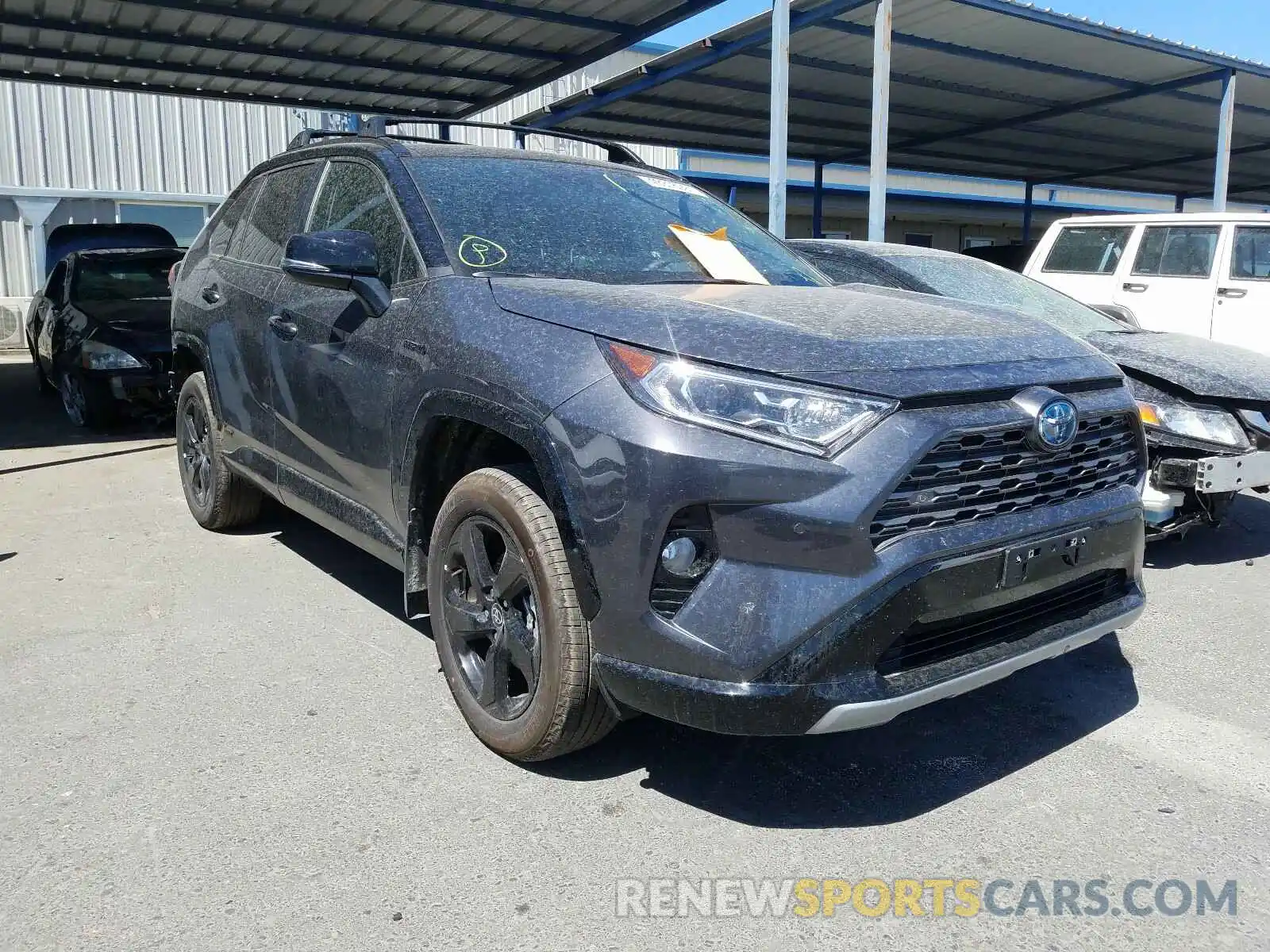 1 Photograph of a damaged car 4T3E6RFVXMU031186 TOYOTA RAV4 2021