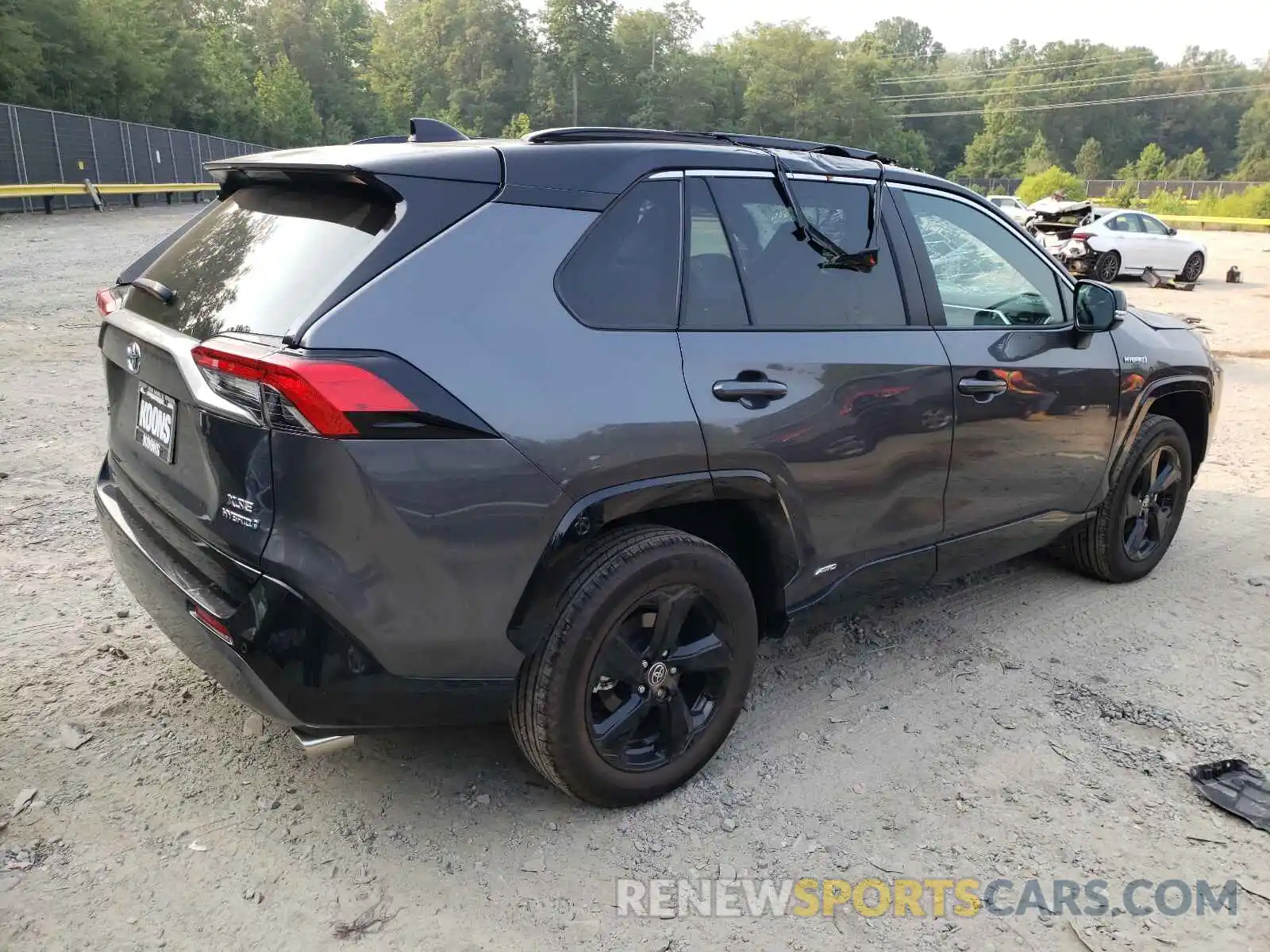 4 Photograph of a damaged car 4T3E6RFVXMU039823 TOYOTA RAV4 2021