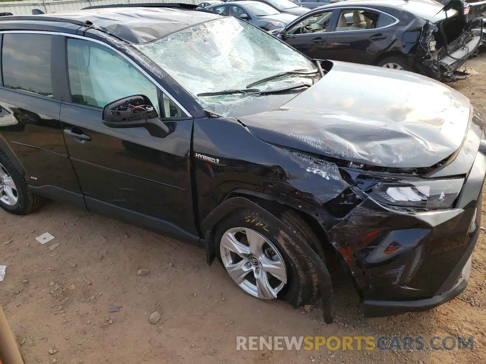 9 Photograph of a damaged car 4T3L6RFV0MU014596 TOYOTA RAV4 2021