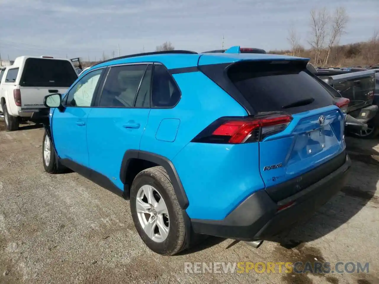 3 Photograph of a damaged car 4T3L6RFV1MU014137 TOYOTA RAV4 2021