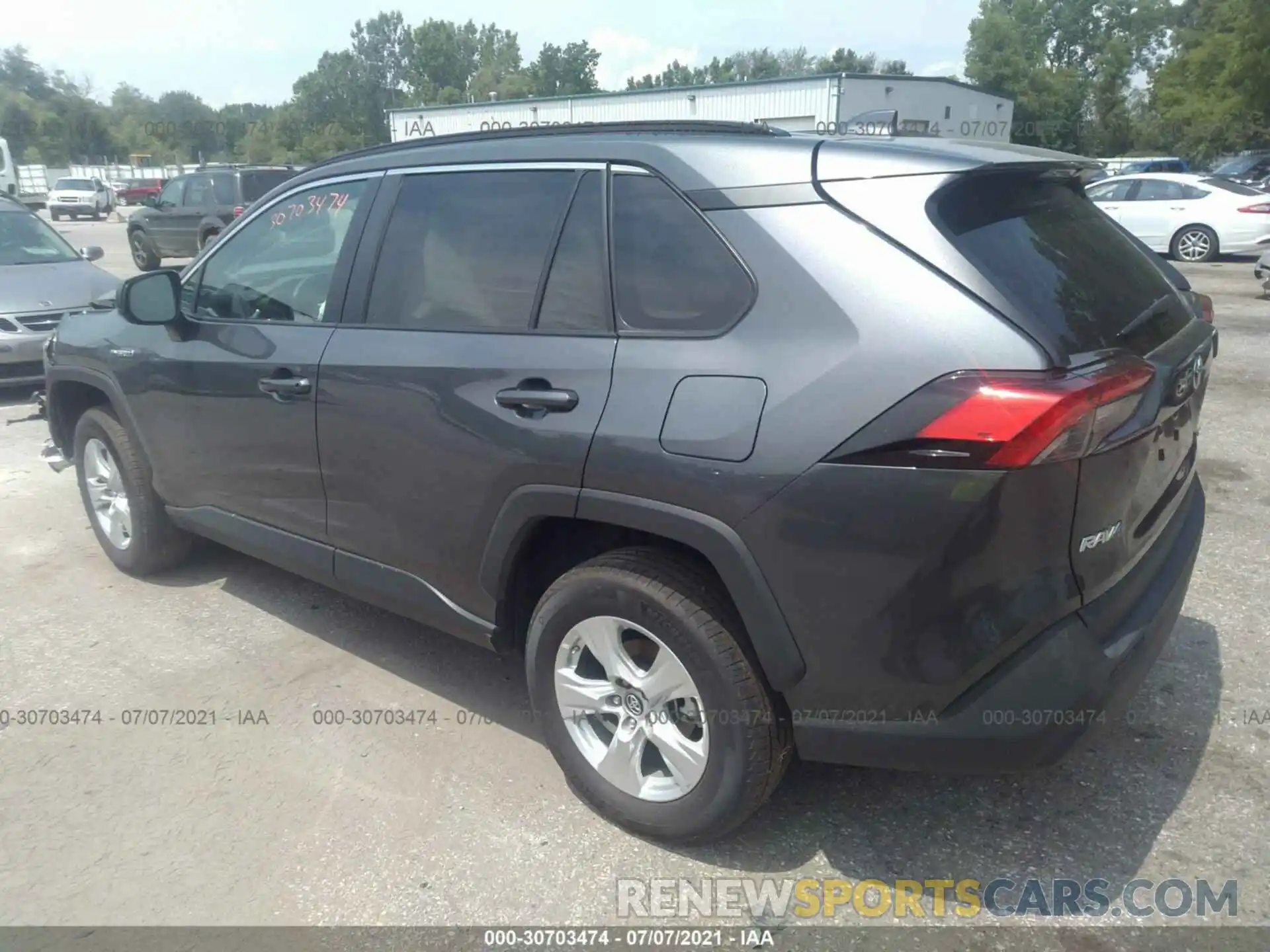 3 Photograph of a damaged car 4T3L6RFV3MU006654 TOYOTA RAV4 2021