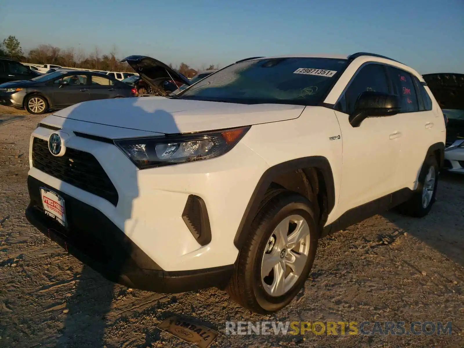 2 Photograph of a damaged car 4T3L6RFV4MU018649 TOYOTA RAV4 2021