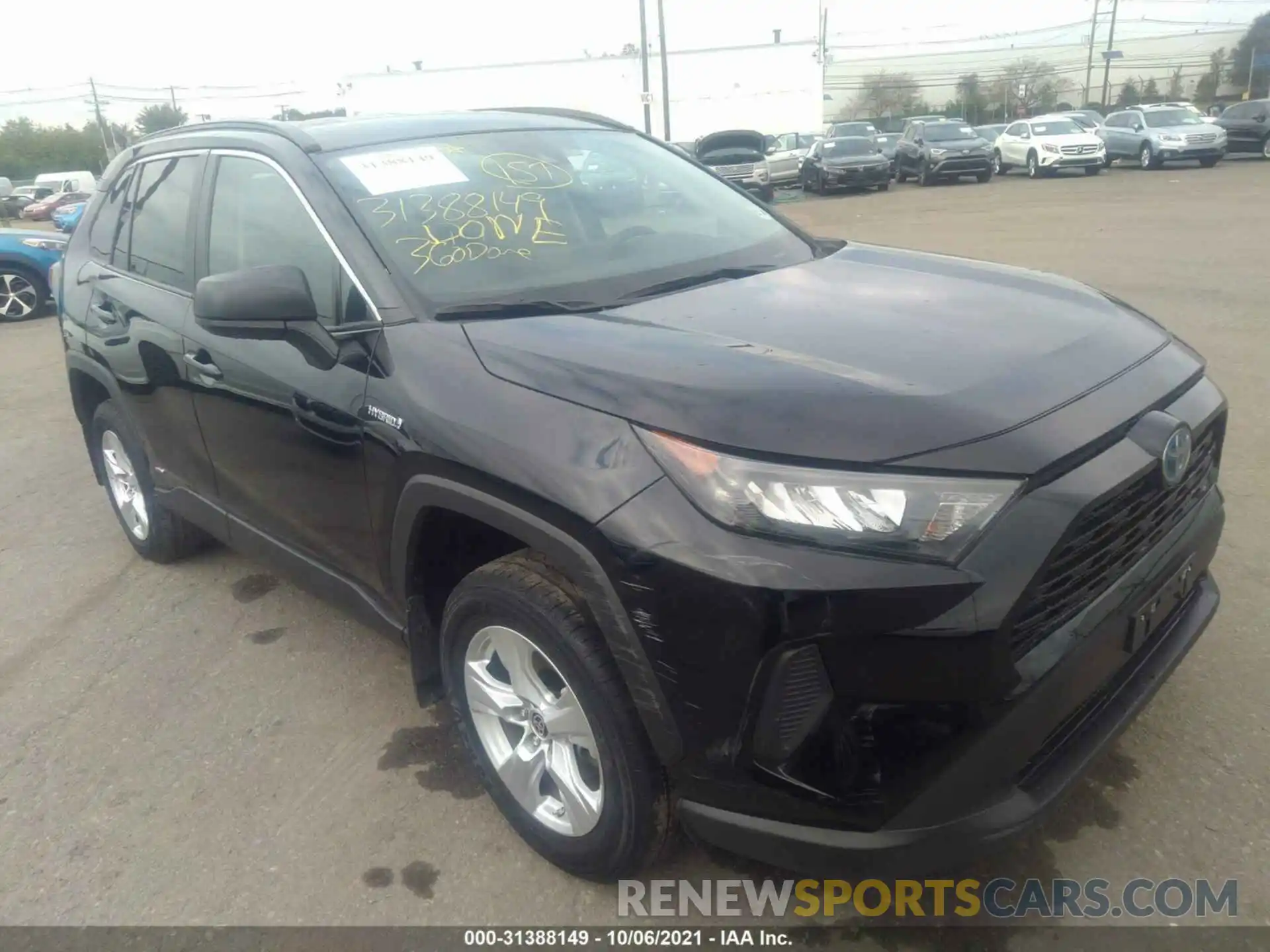 1 Photograph of a damaged car 4T3L6RFV4MU028503 TOYOTA RAV4 2021