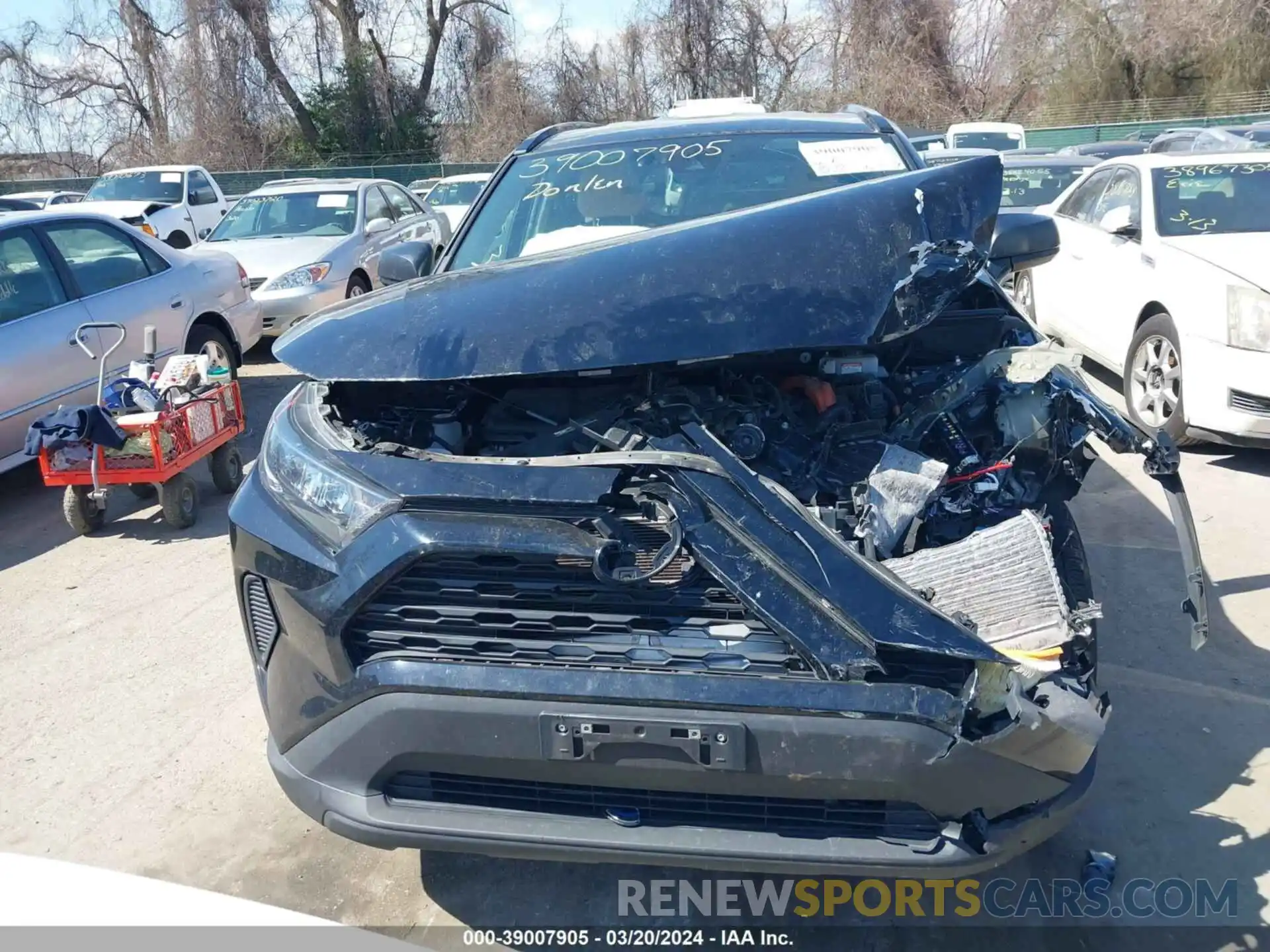 12 Photograph of a damaged car 4T3L6RFV6MU012044 TOYOTA RAV4 2021