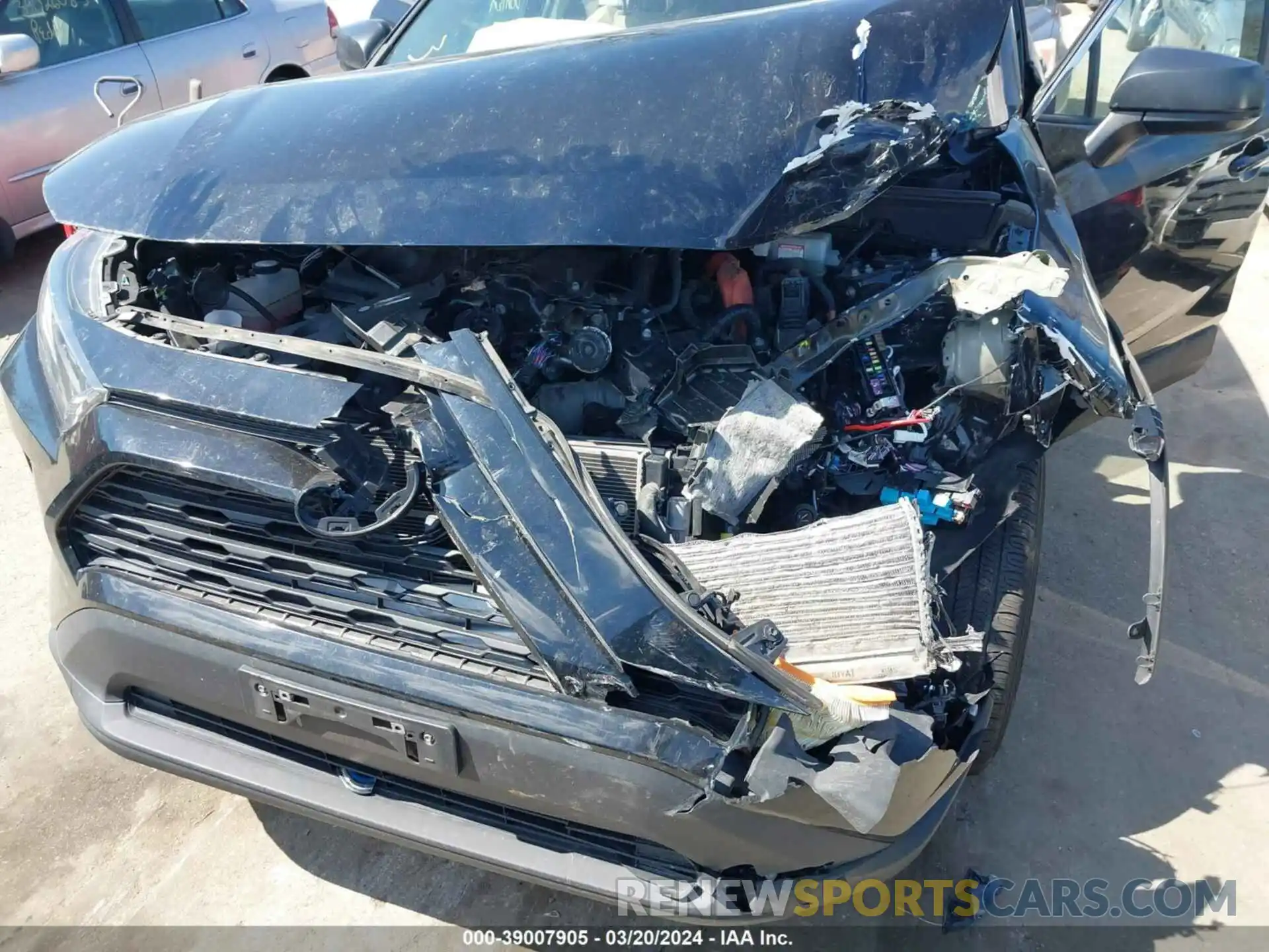 6 Photograph of a damaged car 4T3L6RFV6MU012044 TOYOTA RAV4 2021