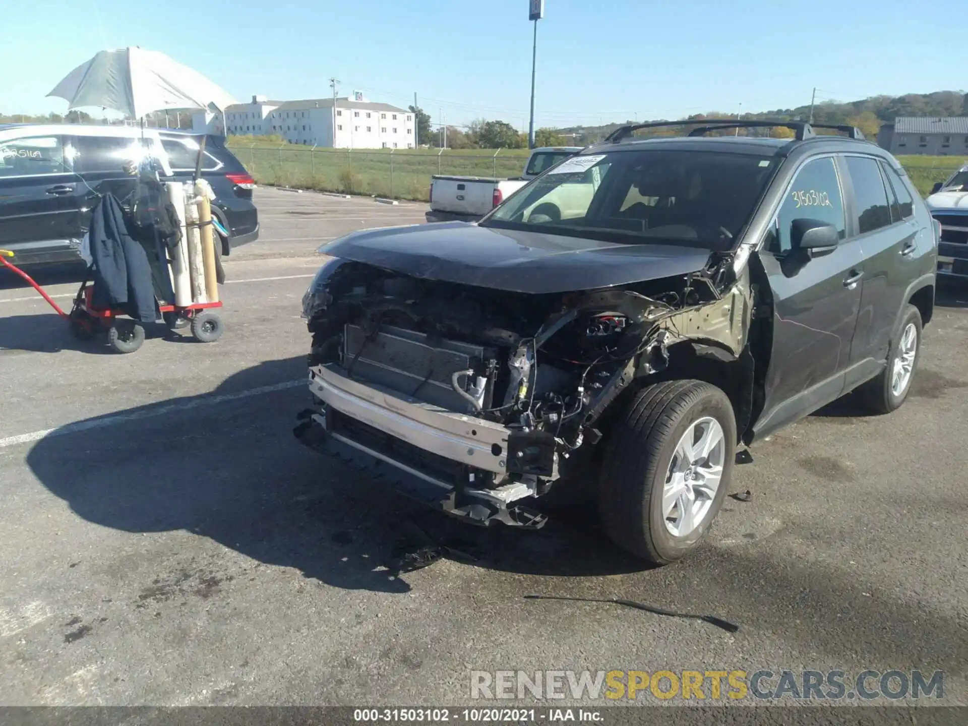 6 Photograph of a damaged car 4T3L6RFV6MU015428 TOYOTA RAV4 2021