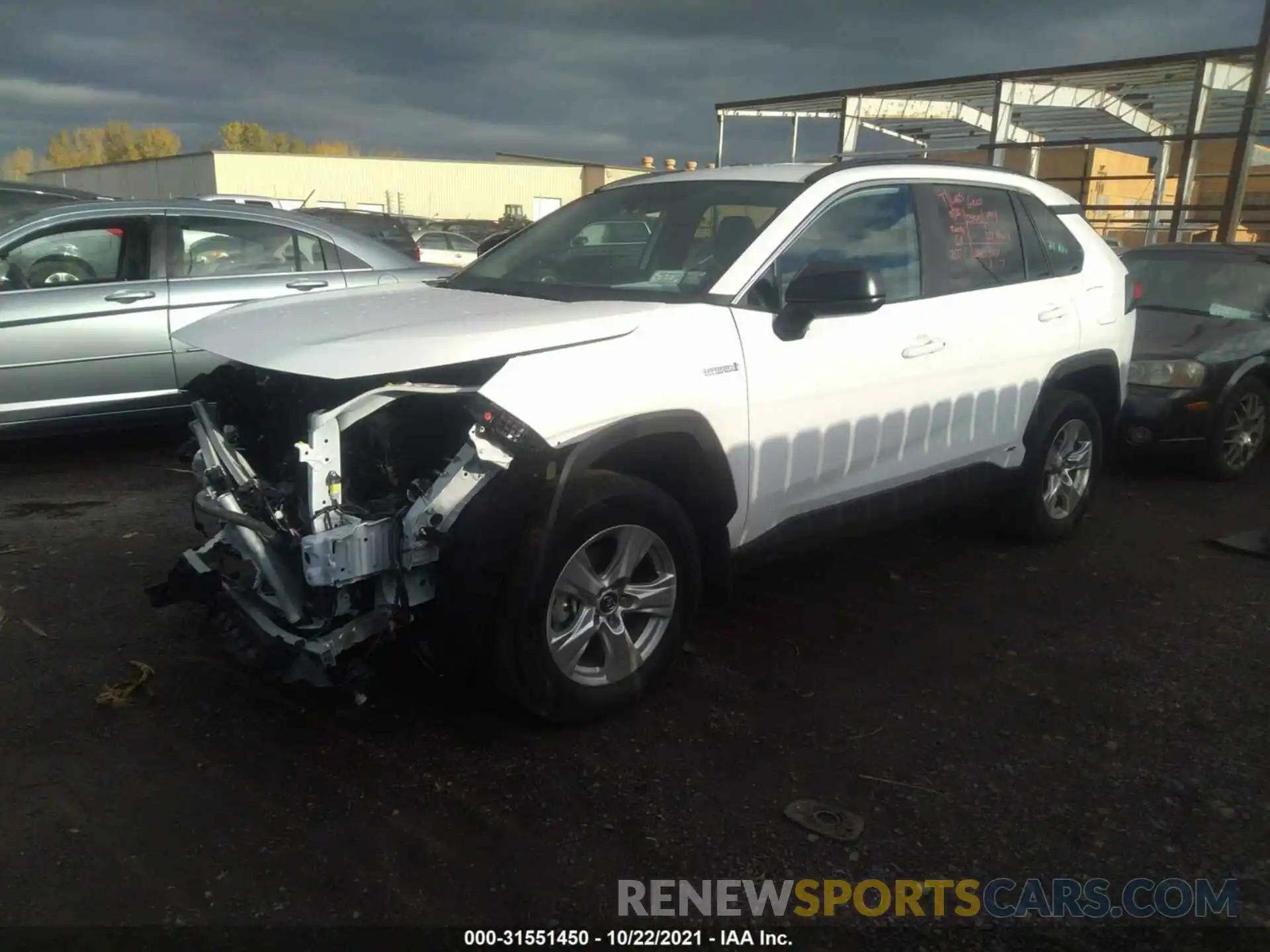 2 Photograph of a damaged car 4T3L6RFV6MU025862 TOYOTA RAV4 2021