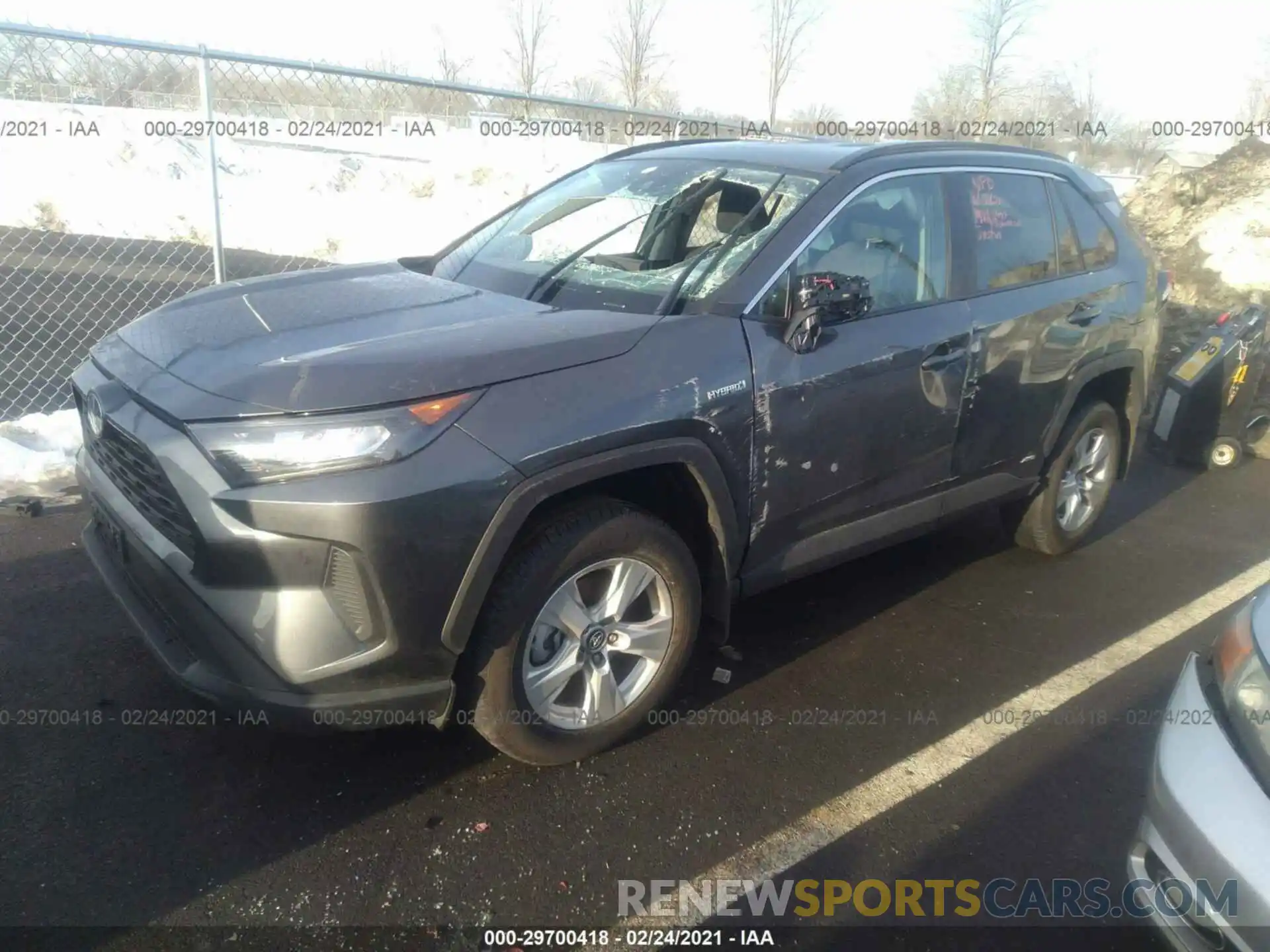 2 Photograph of a damaged car 4T3L6RFV7MU007712 TOYOTA RAV4 2021