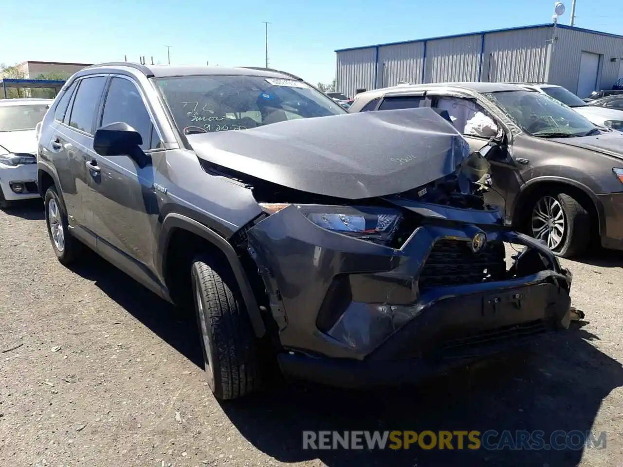 1 Photograph of a damaged car 4T3L6RFV7MU017043 TOYOTA RAV4 2021