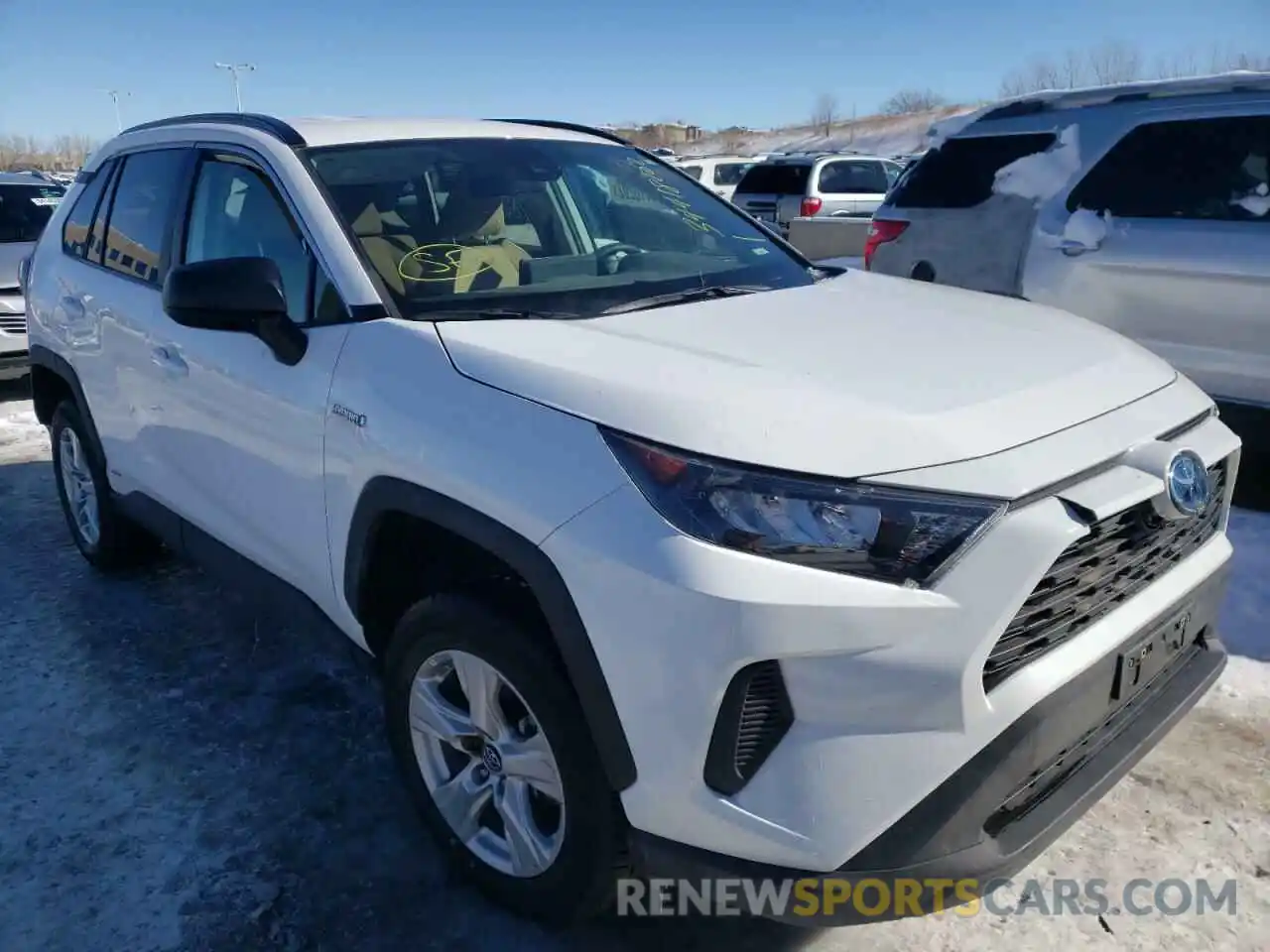 1 Photograph of a damaged car 4T3L6RFV9MU020655 TOYOTA RAV4 2021