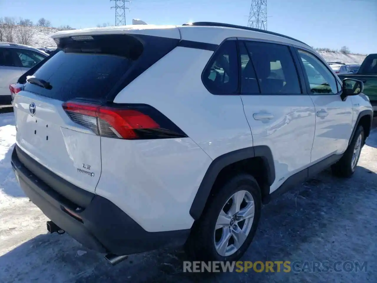 4 Photograph of a damaged car 4T3L6RFV9MU020655 TOYOTA RAV4 2021