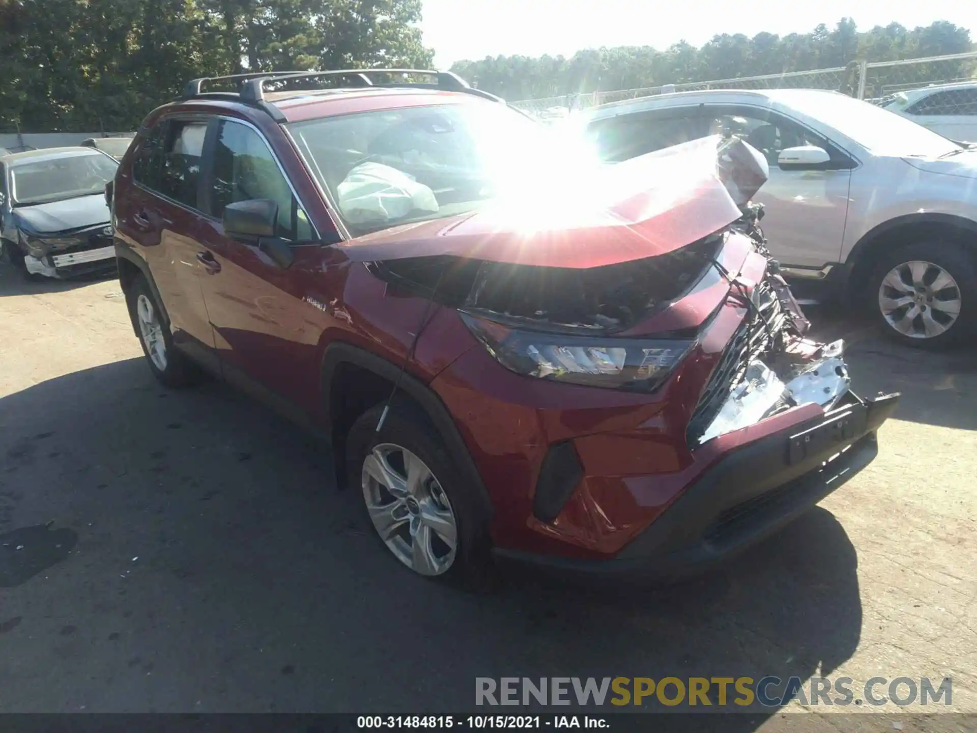 1 Photograph of a damaged car 4T3LWRFV0MU028837 TOYOTA RAV4 2021