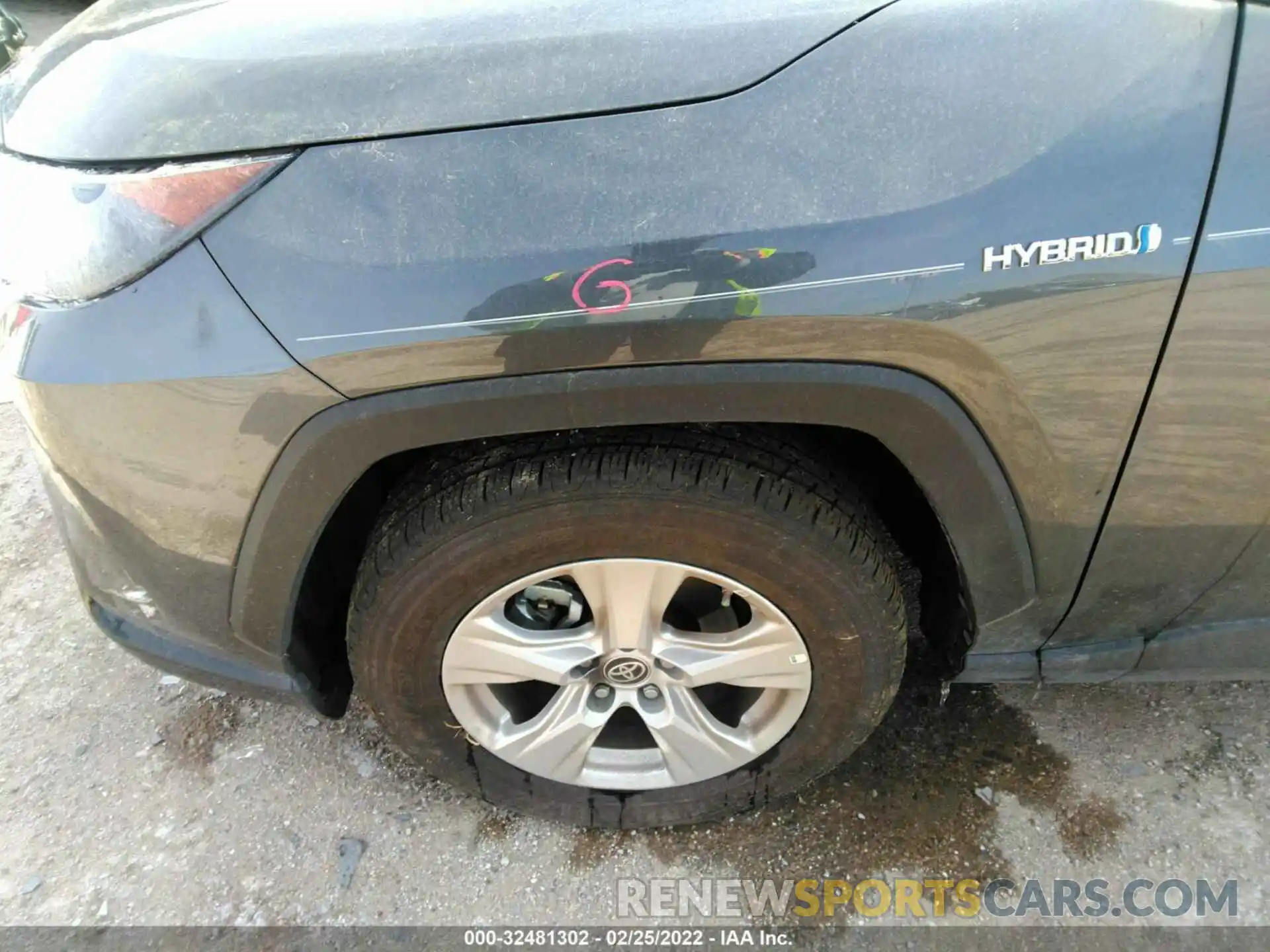 12 Photograph of a damaged car 4T3LWRFV0MU028949 TOYOTA RAV4 2021