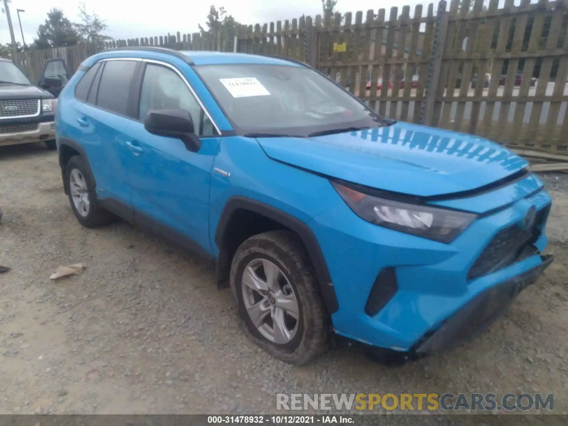 1 Photograph of a damaged car 4T3LWRFV1MU020424 TOYOTA RAV4 2021