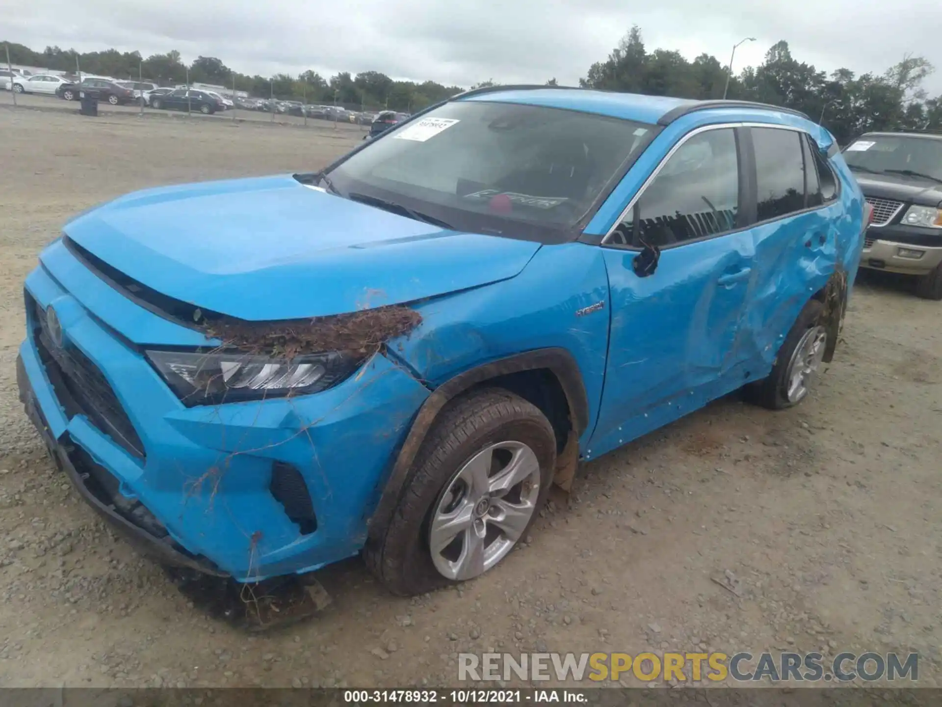 2 Photograph of a damaged car 4T3LWRFV1MU020424 TOYOTA RAV4 2021