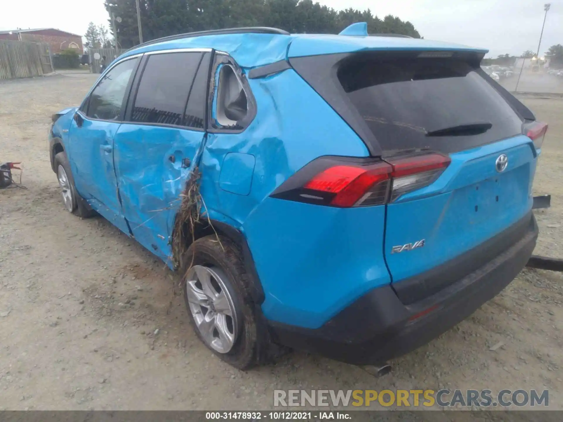 3 Photograph of a damaged car 4T3LWRFV1MU020424 TOYOTA RAV4 2021