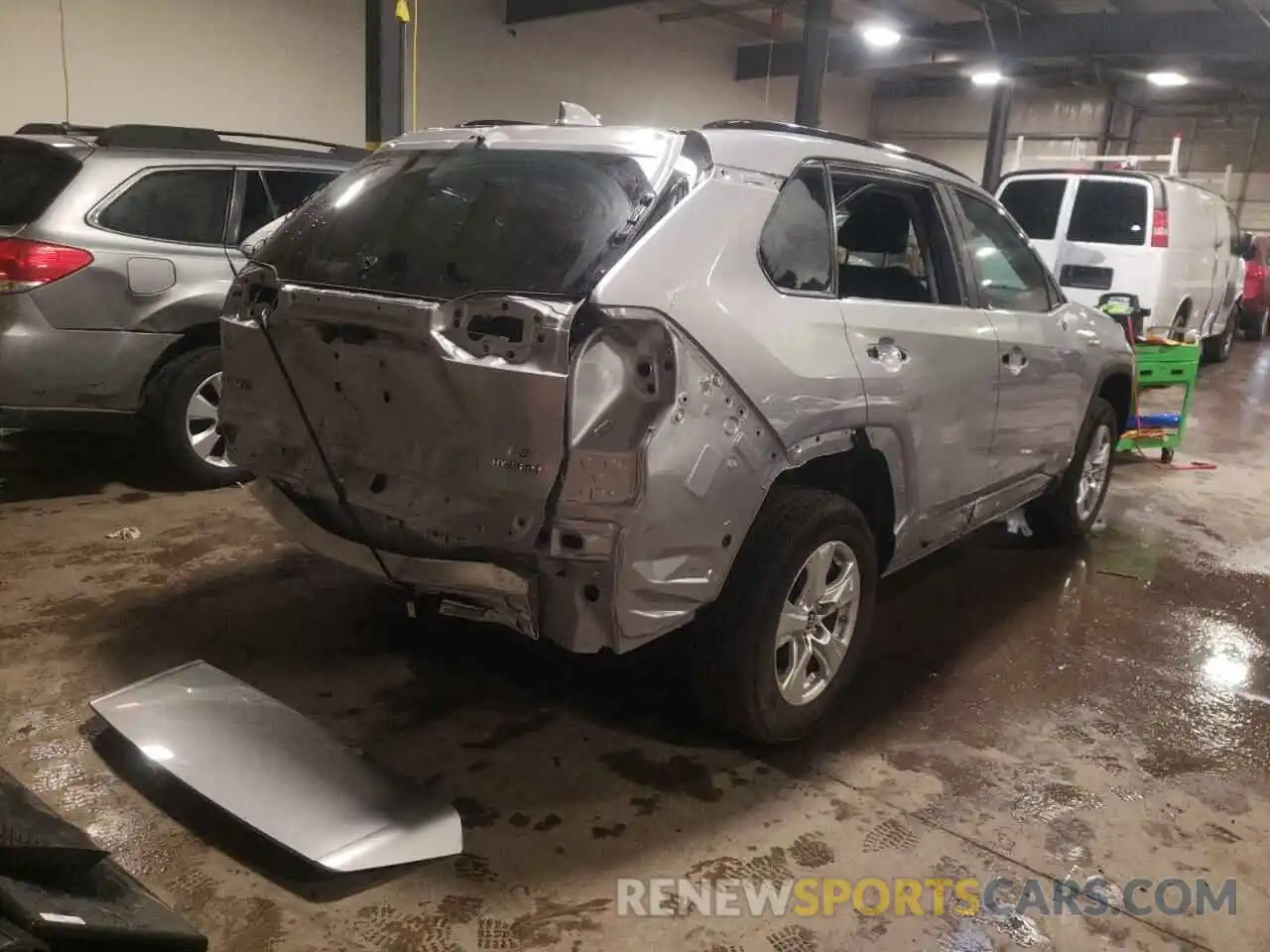 4 Photograph of a damaged car 4T3LWRFV2MU027043 TOYOTA RAV4 2021