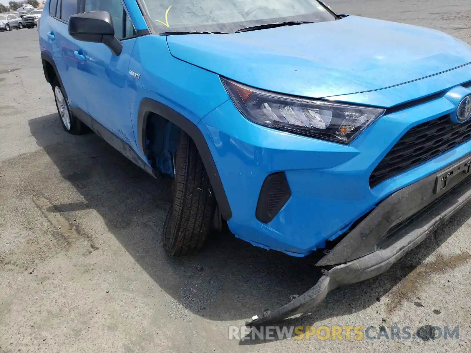 9 Photograph of a damaged car 4T3LWRFV3MU017170 TOYOTA RAV4 2021