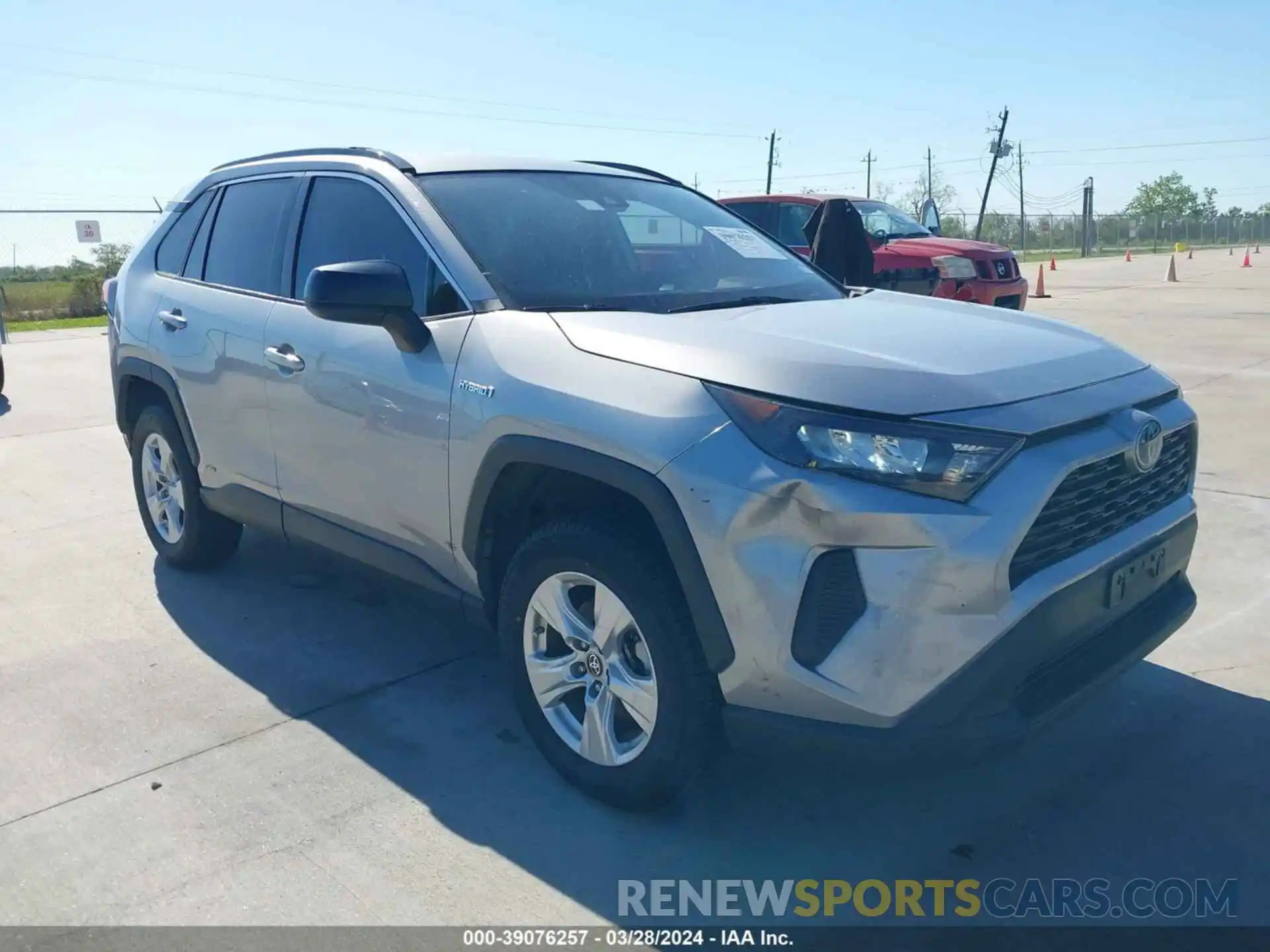 1 Photograph of a damaged car 4T3LWRFV5MU023648 TOYOTA RAV4 2021