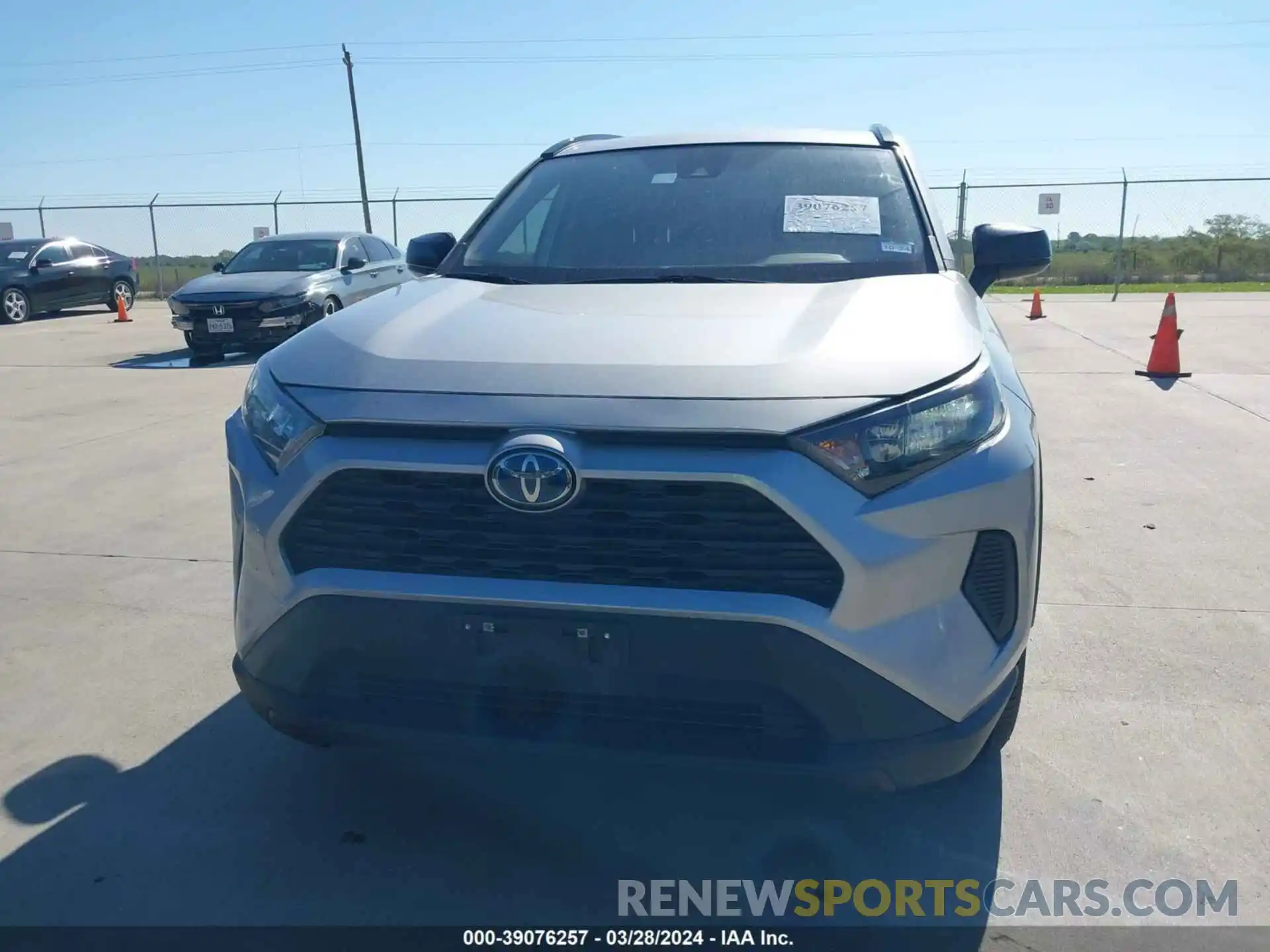 12 Photograph of a damaged car 4T3LWRFV5MU023648 TOYOTA RAV4 2021