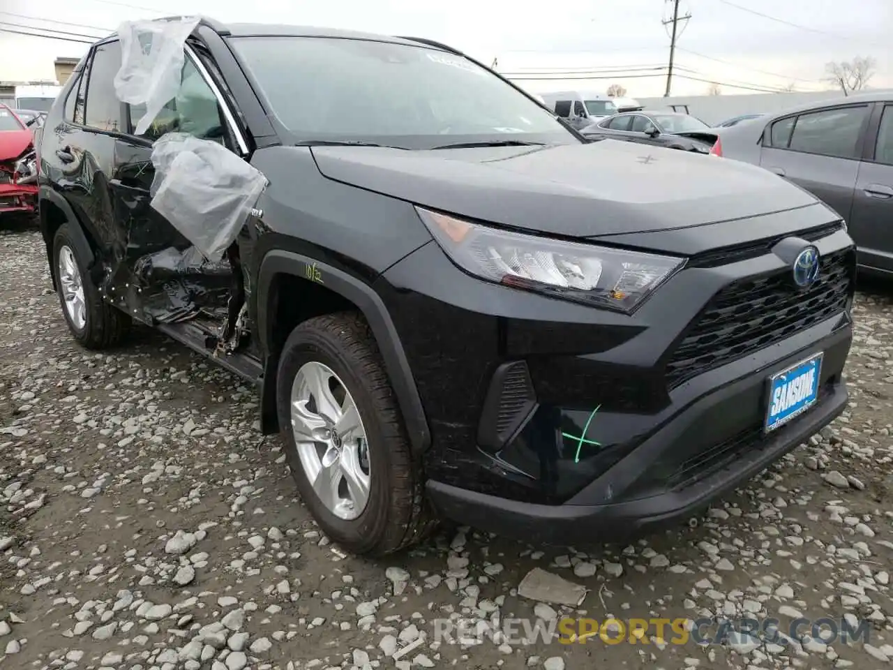 1 Photograph of a damaged car 4T3LWRFV5MU031748 TOYOTA RAV4 2021